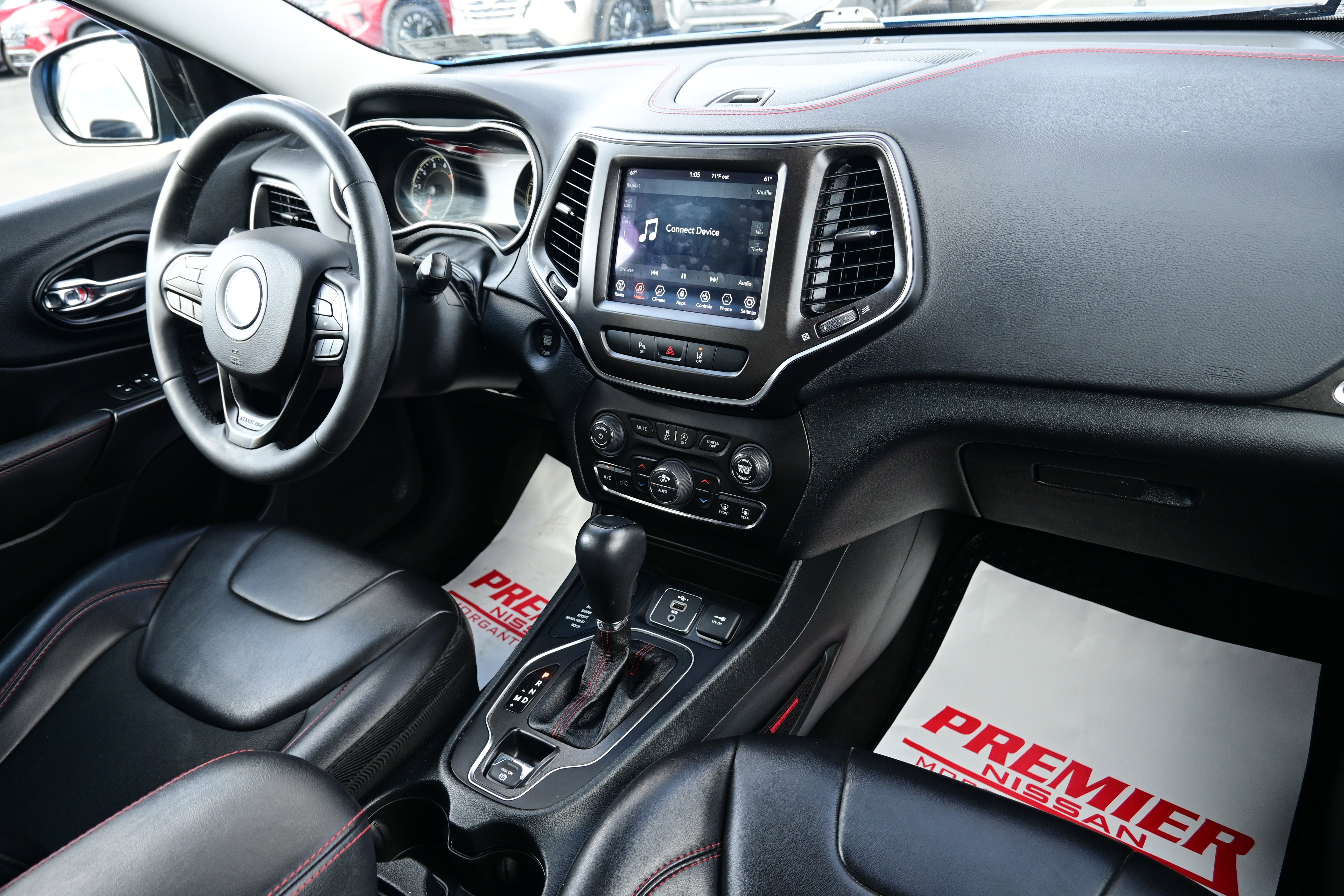 2022 Jeep Cherokee Trailhawk