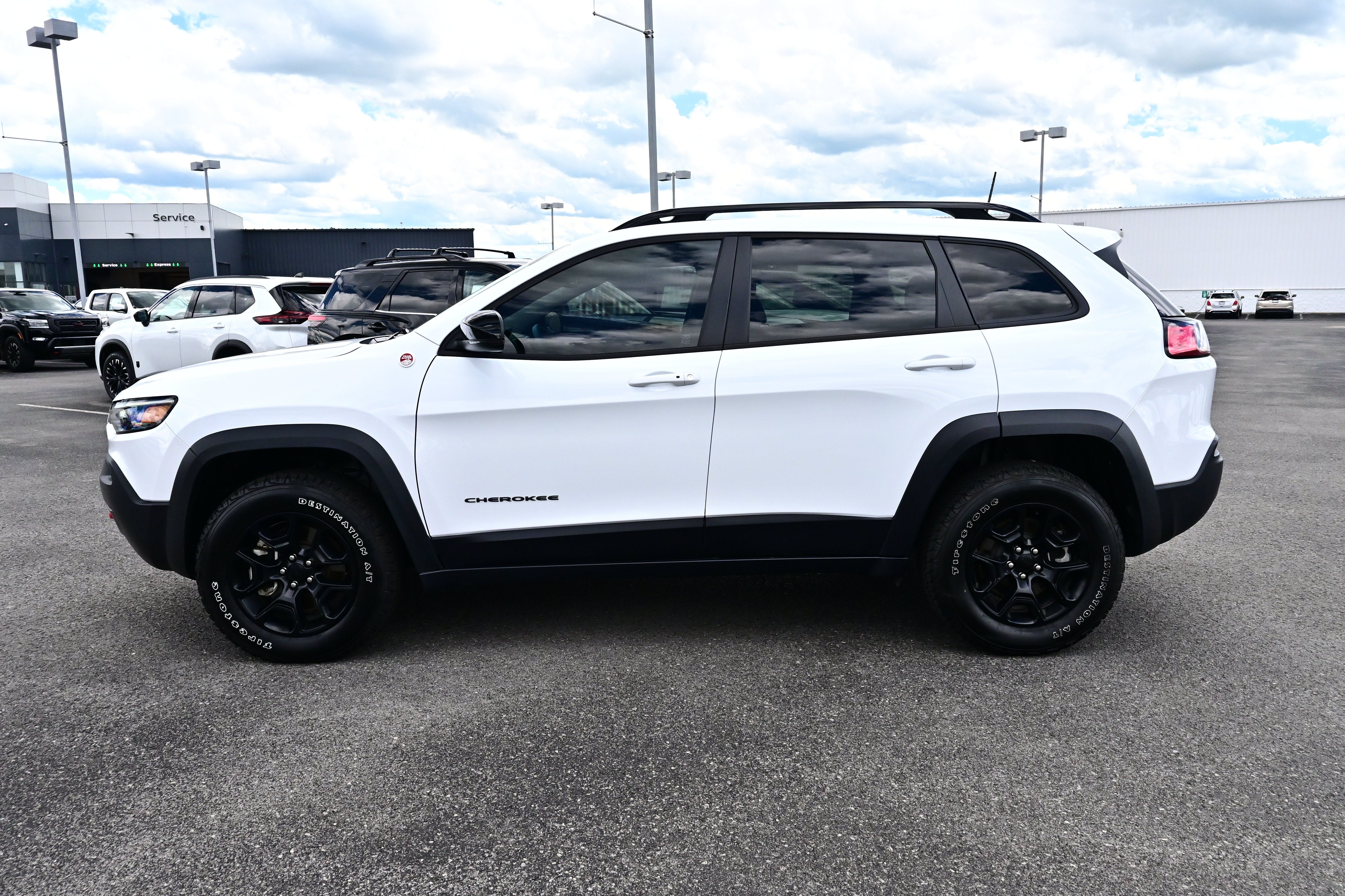 2022 Jeep Cherokee Trailhawk