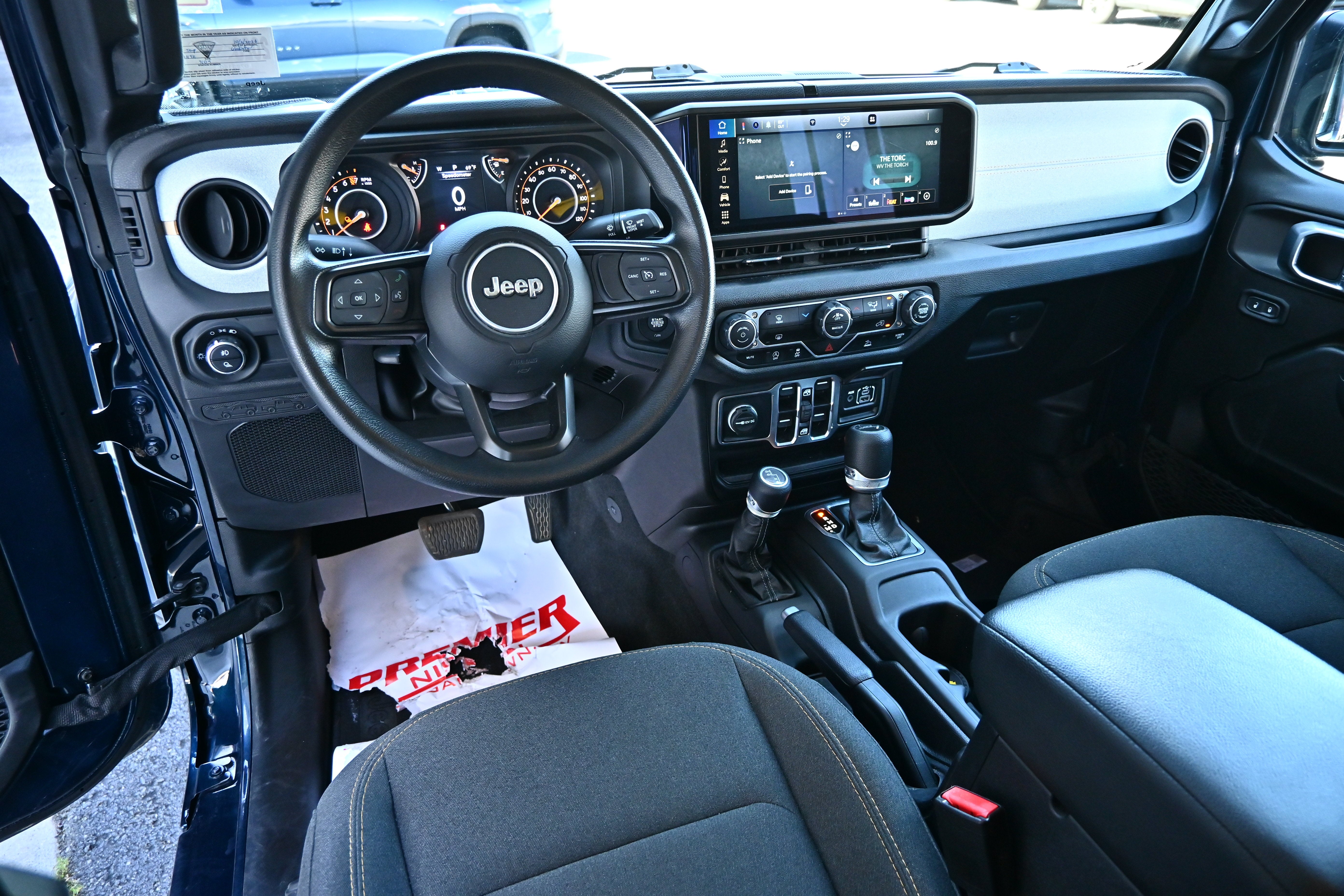 2025 Jeep Gladiator Nighthawk