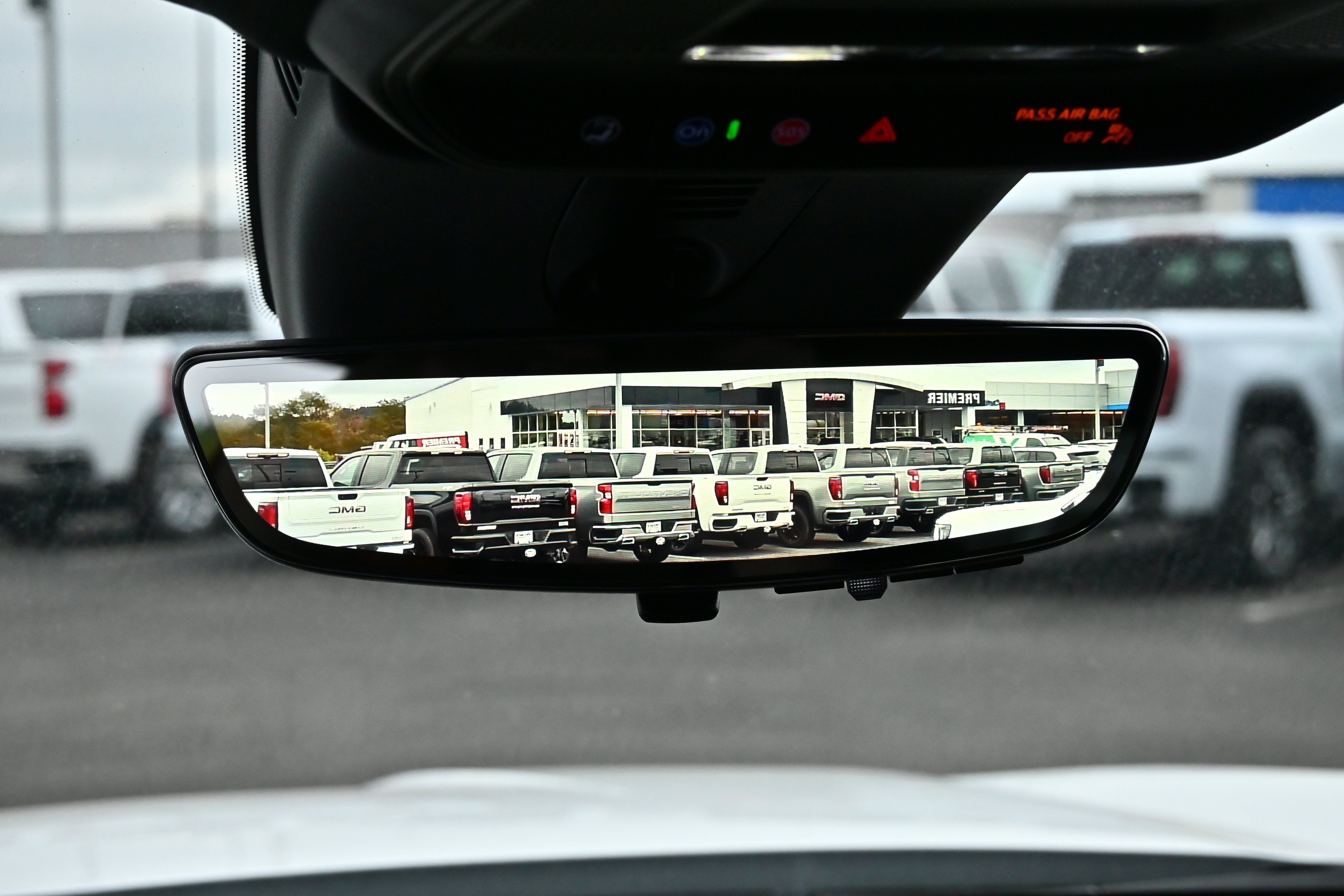 2027 GMC Acadia Elevation