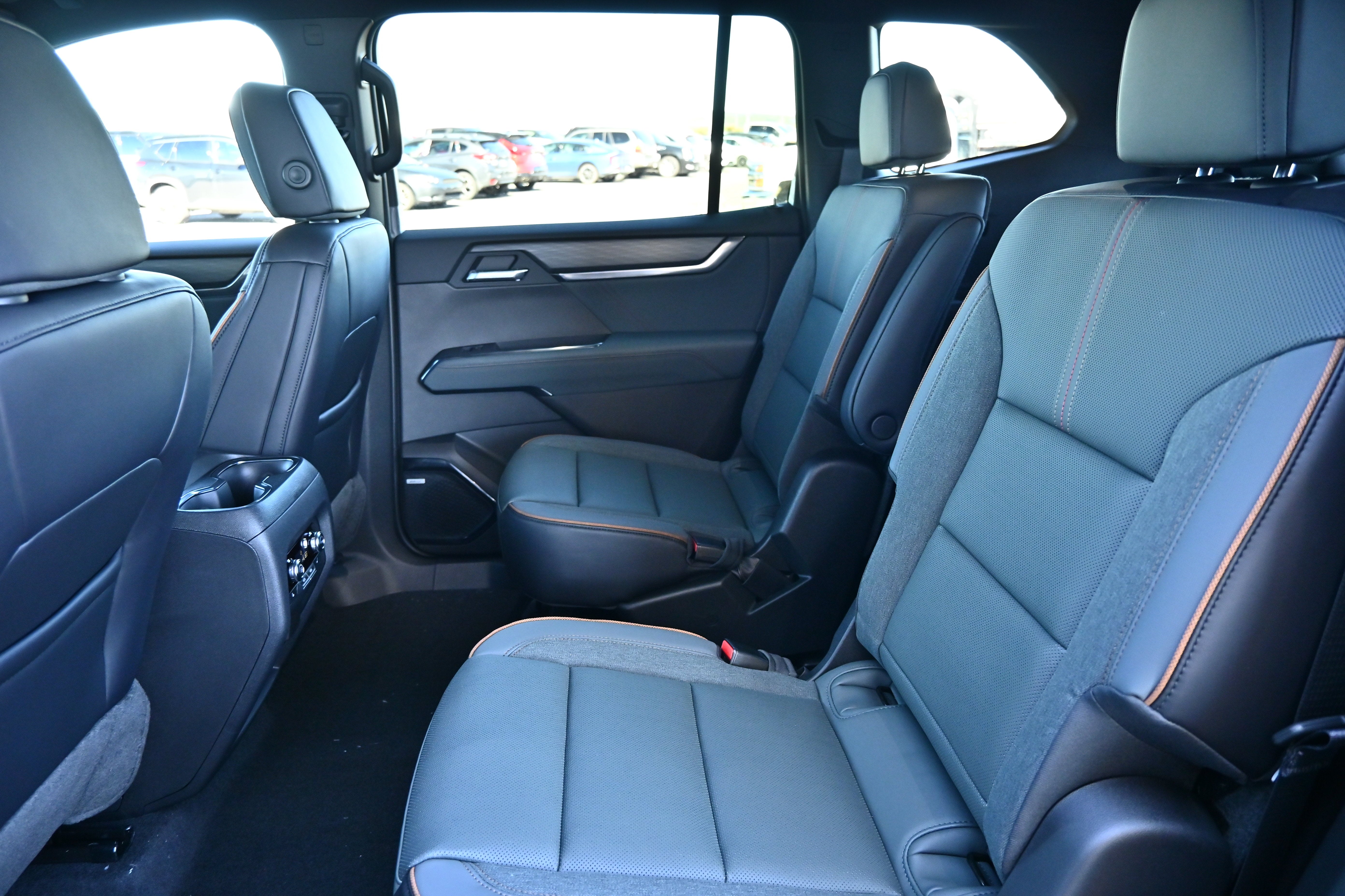 2027 GMC Acadia AT4