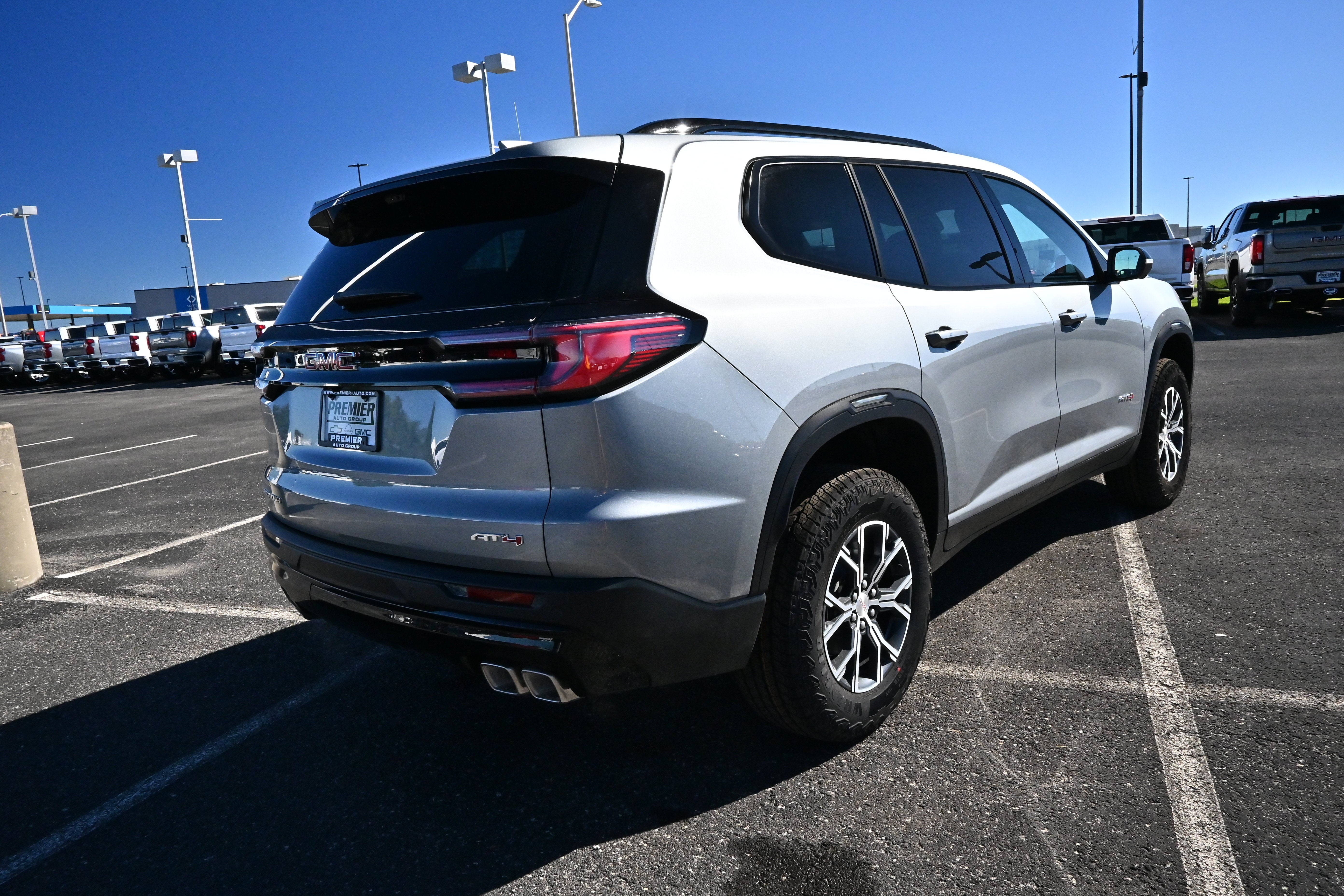 2027 GMC Acadia AT4