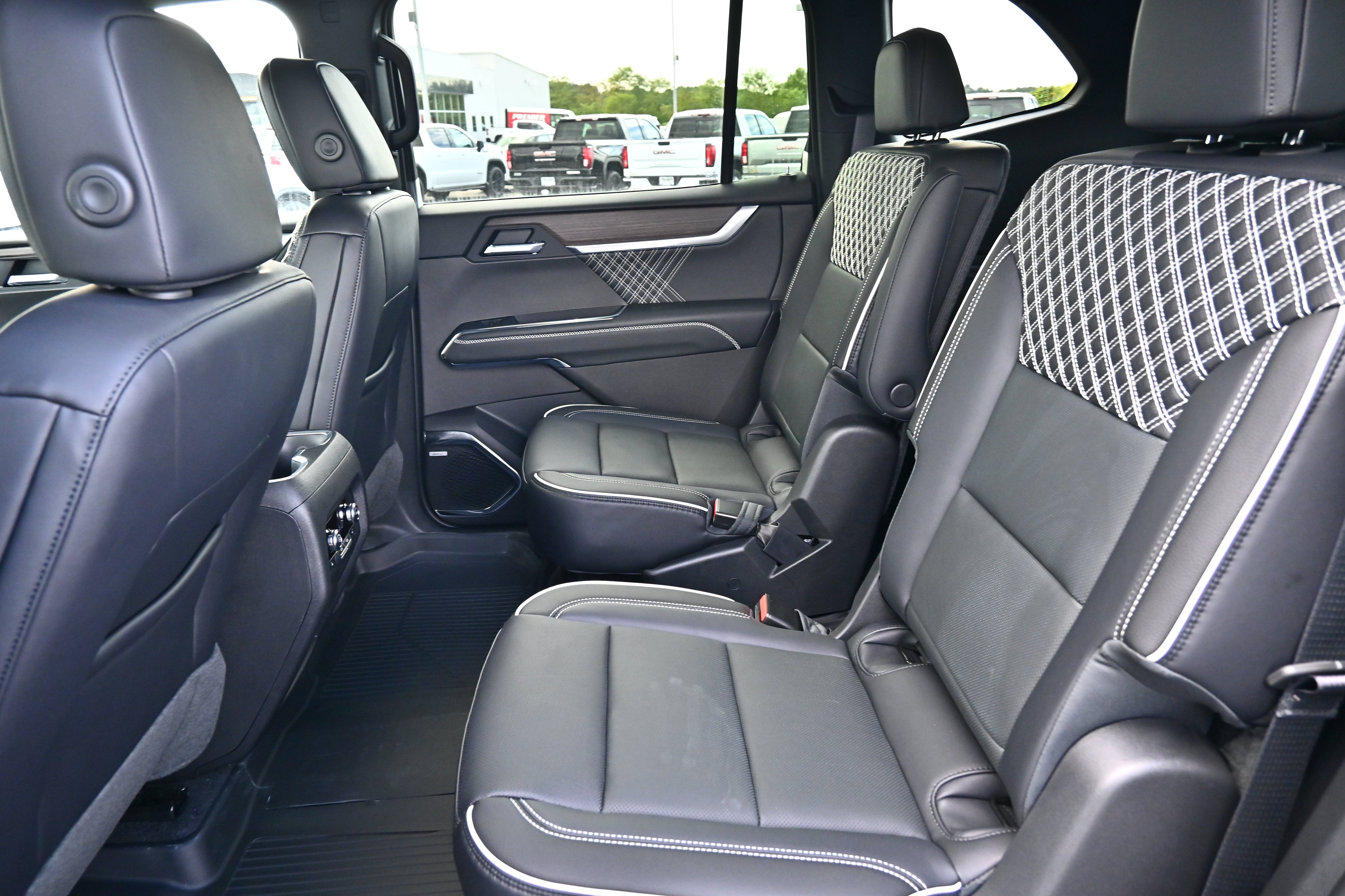 2027 GMC Acadia Denali