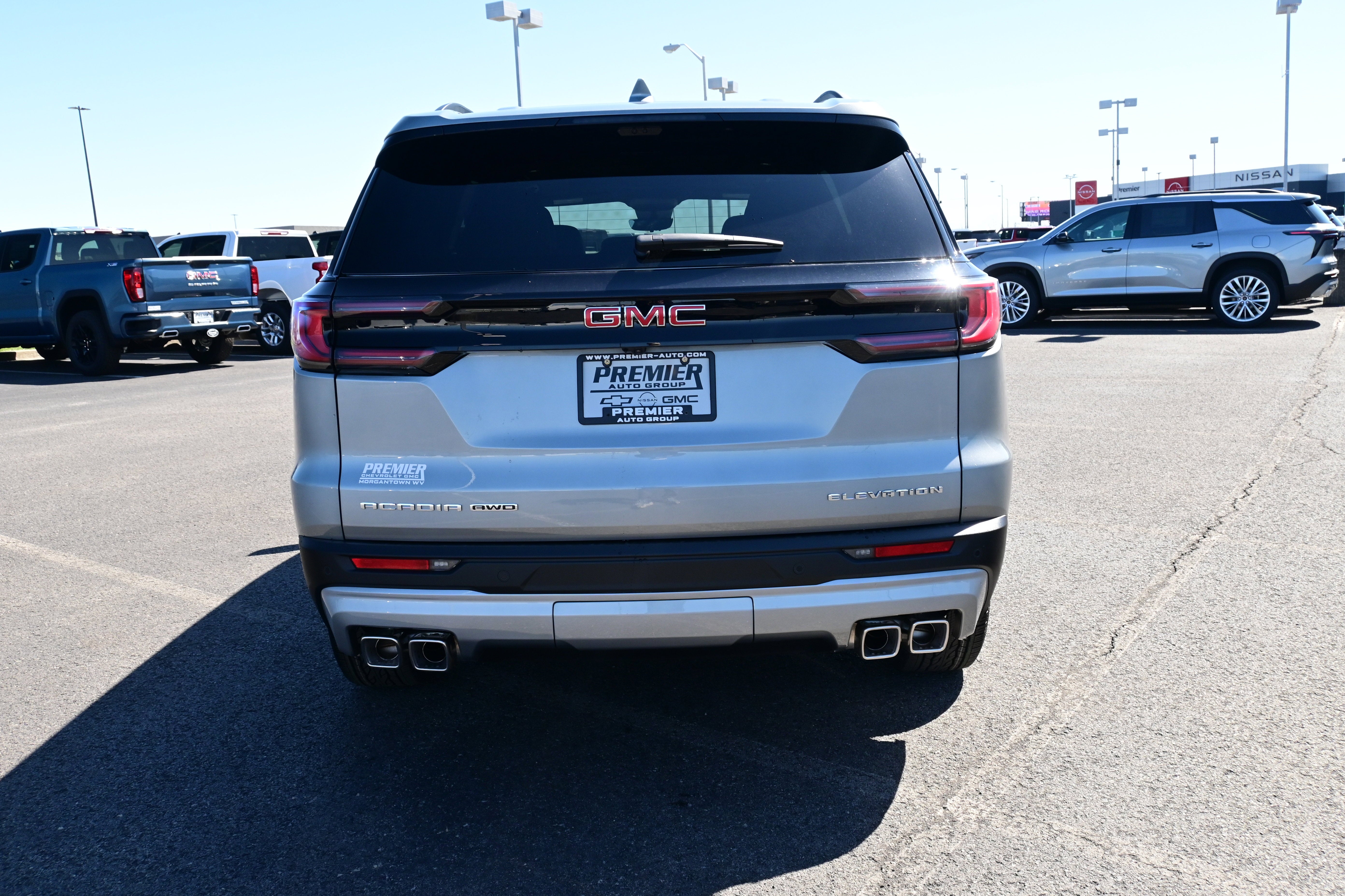 2026 GMC Acadia Elevation
