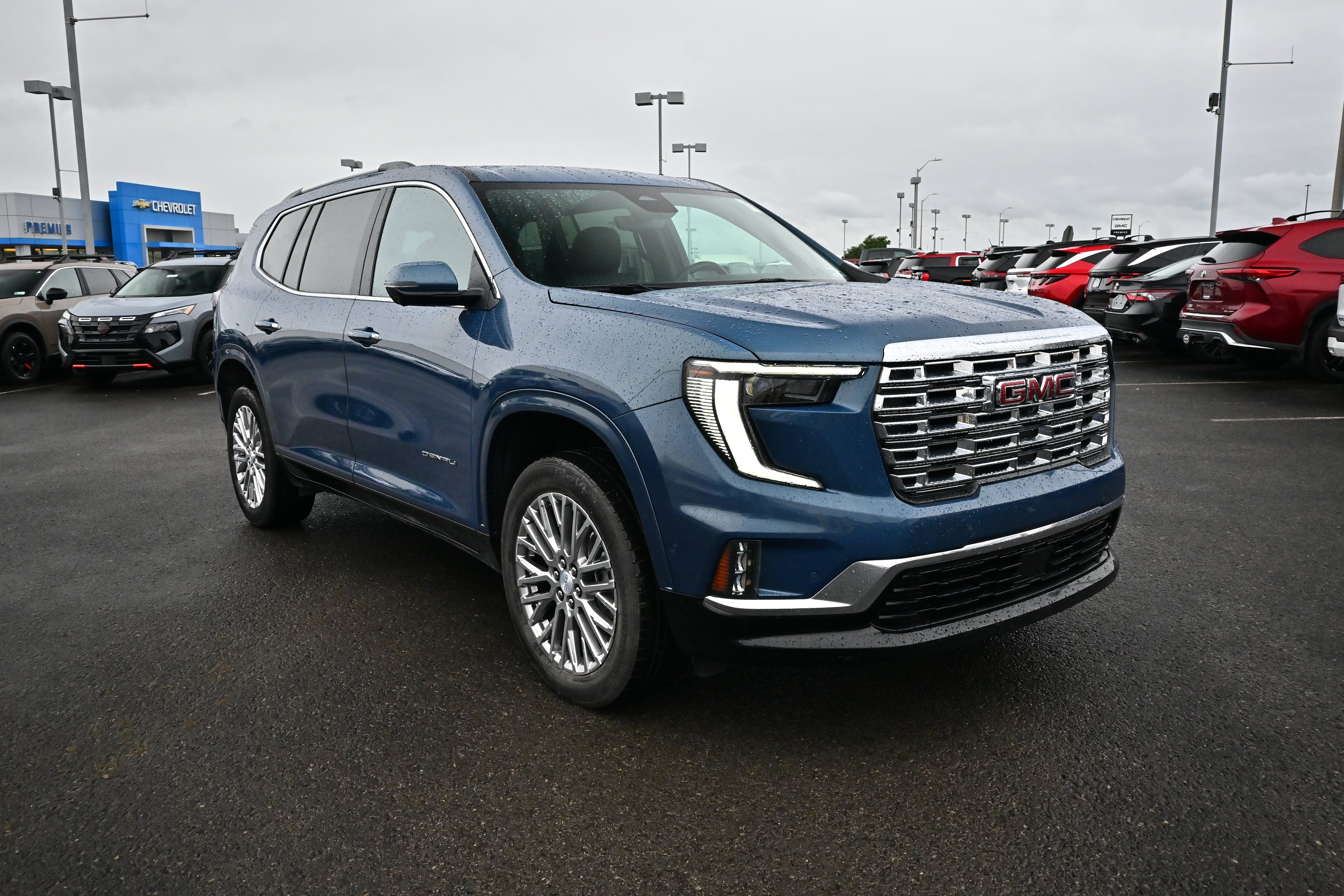 2025 GMC Acadia Denali
