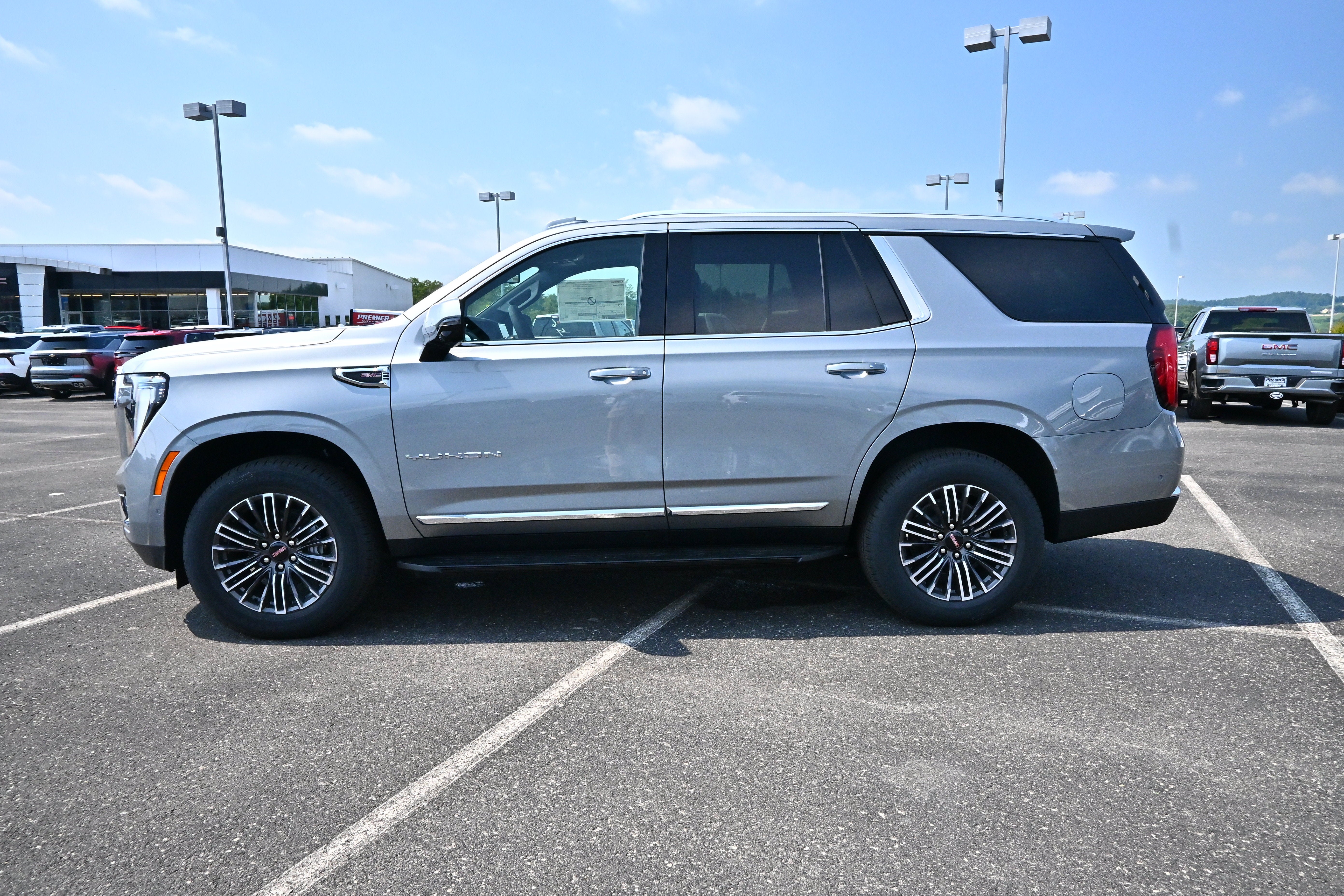 2026 GMC Yukon Elevation