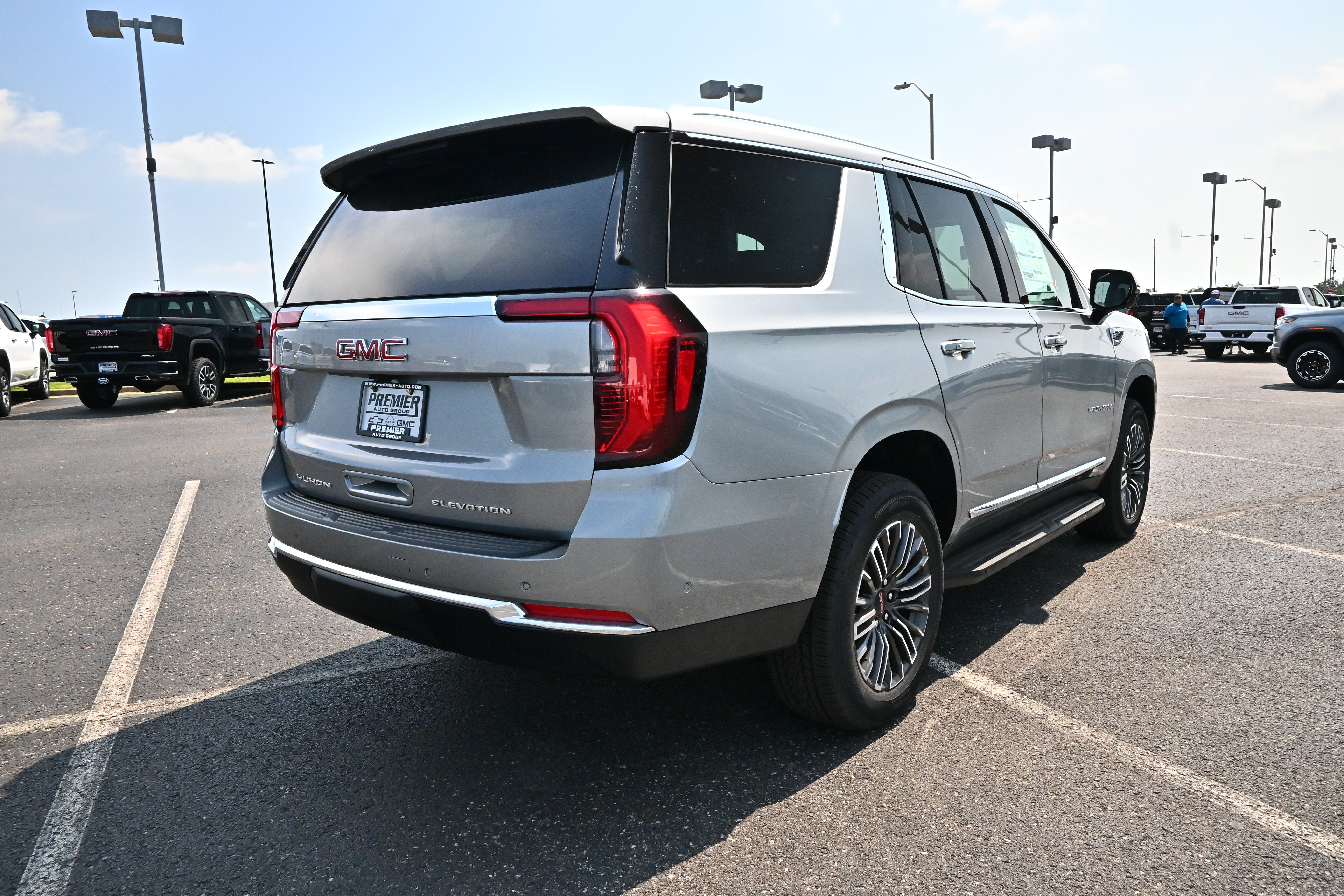 2026 GMC Yukon Elevation