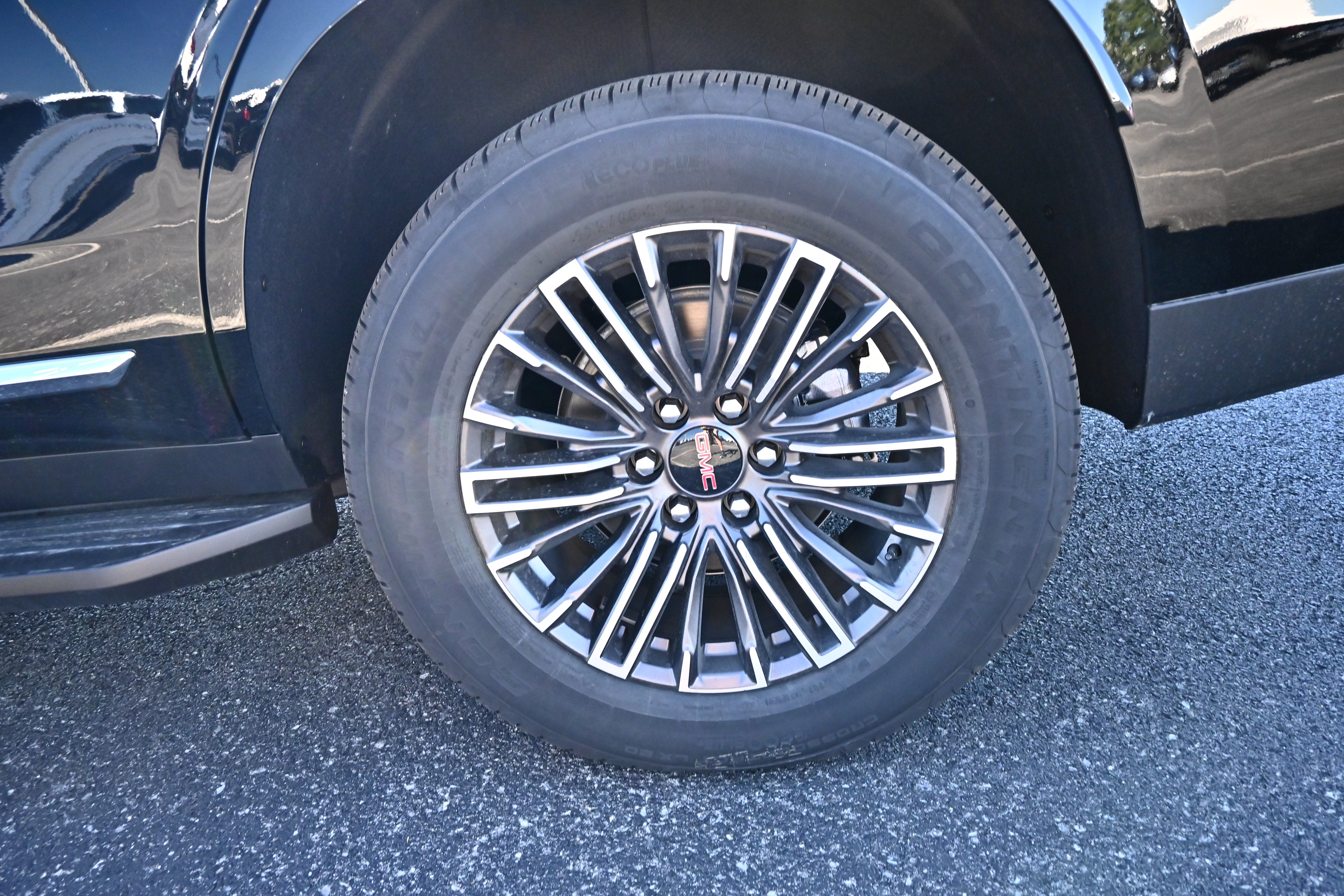 2027 GMC Yukon Elevation