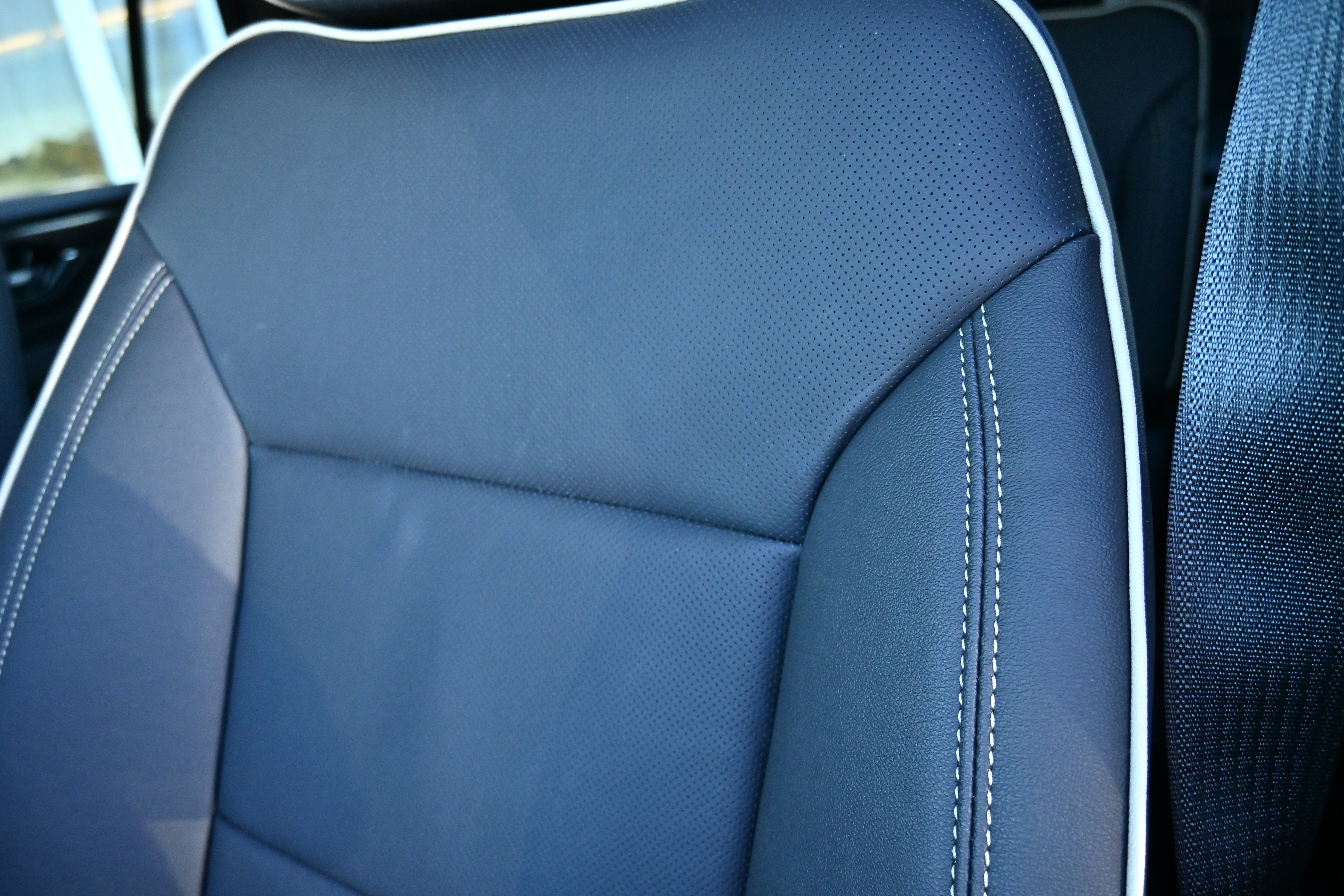 2027 GMC Yukon Elevation