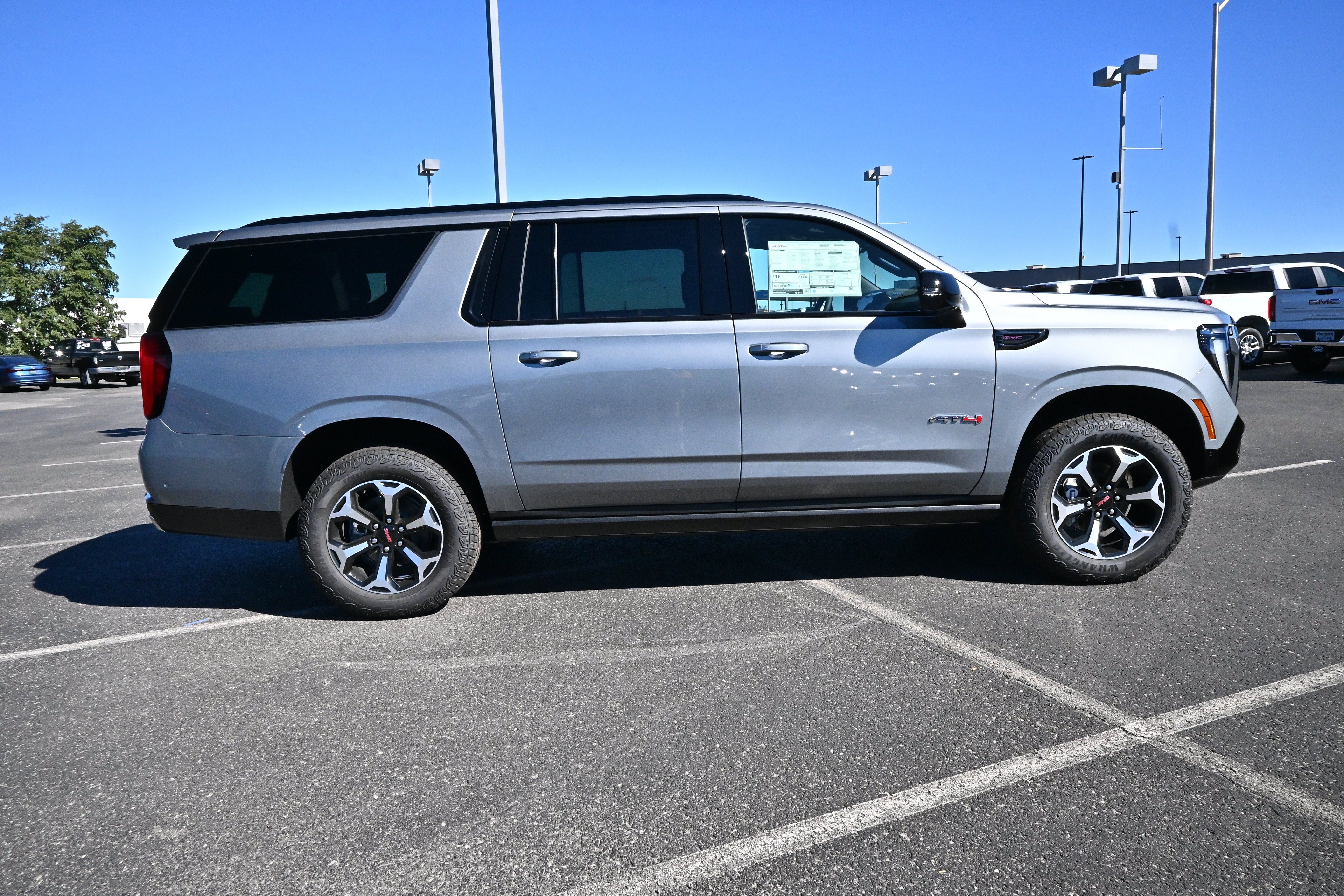2026 GMC Yukon XL AT4