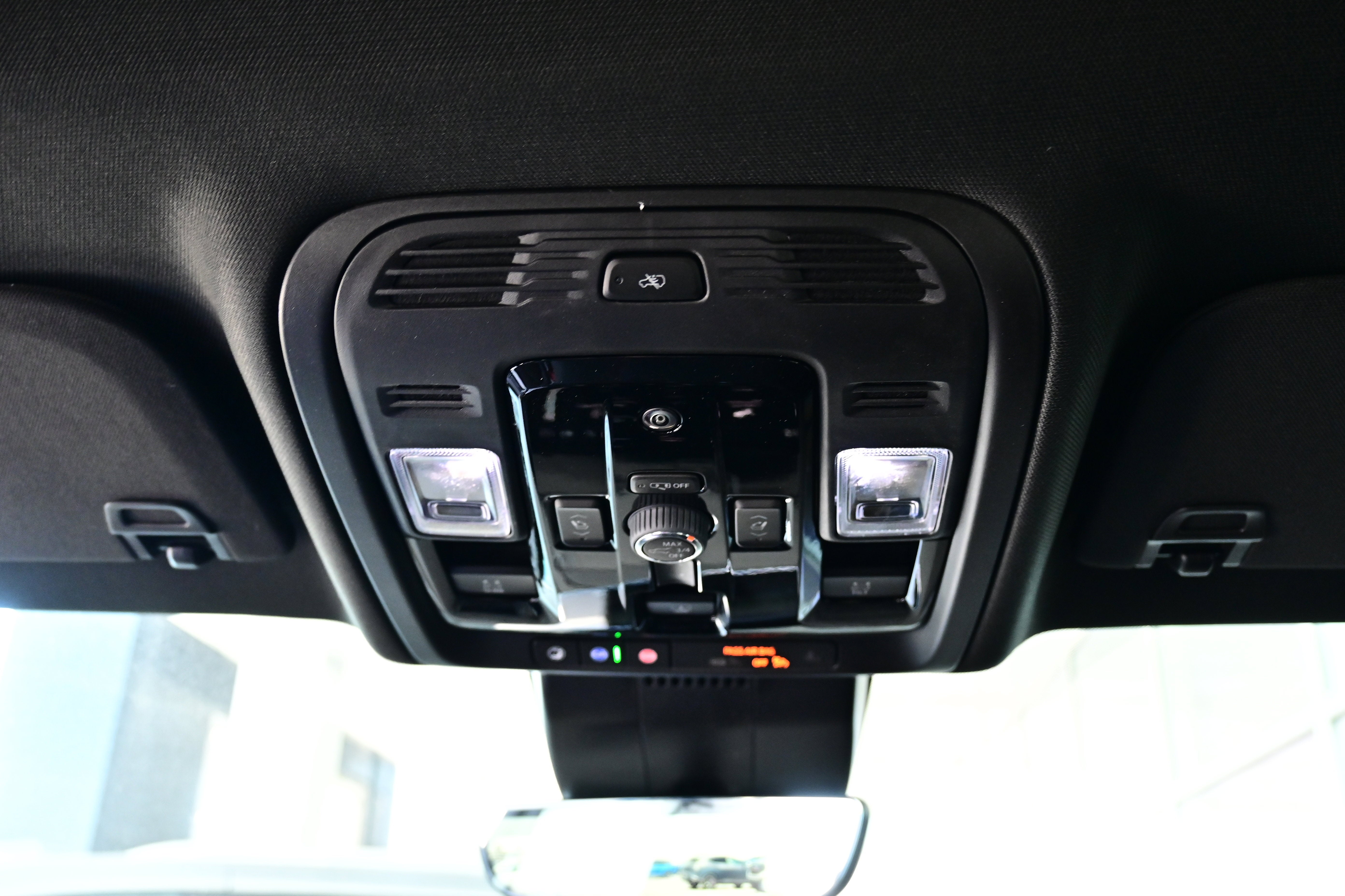 2026 GMC Yukon AT4 Ultimate - Photo 24