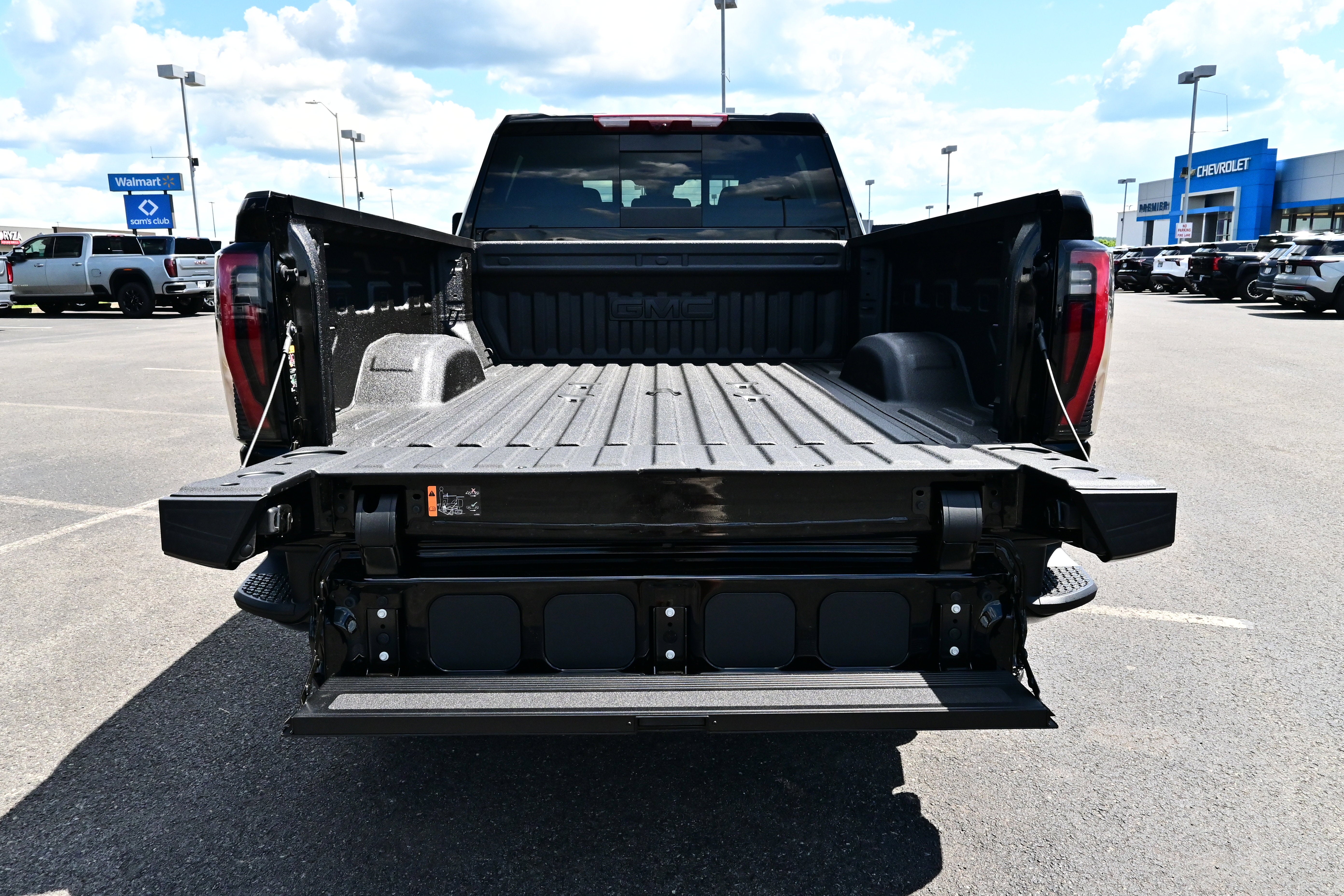2026 GMC Sierra 2500HD AT4 - Photo 10