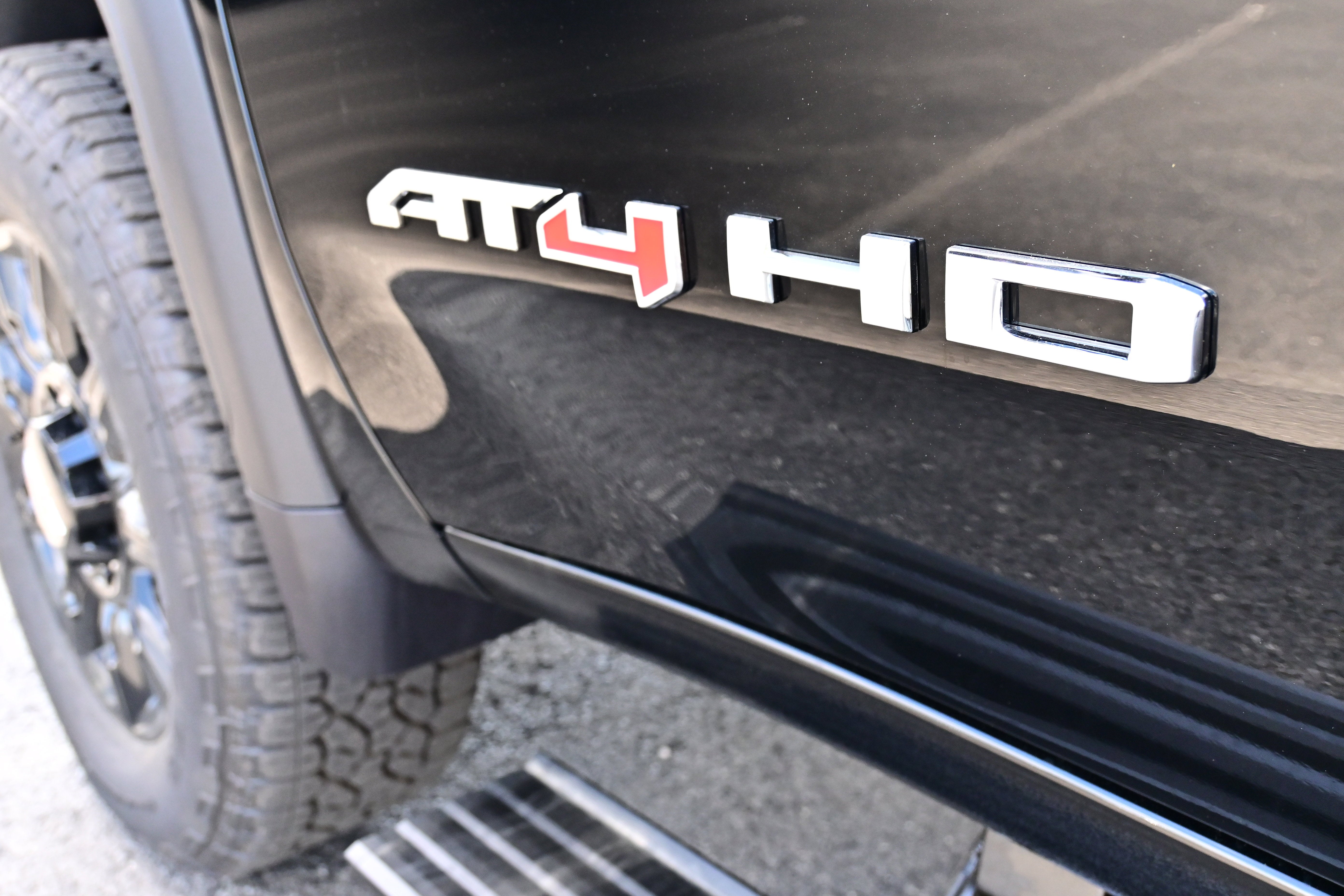 2026 GMC Sierra 2500HD AT4 - Photo 13