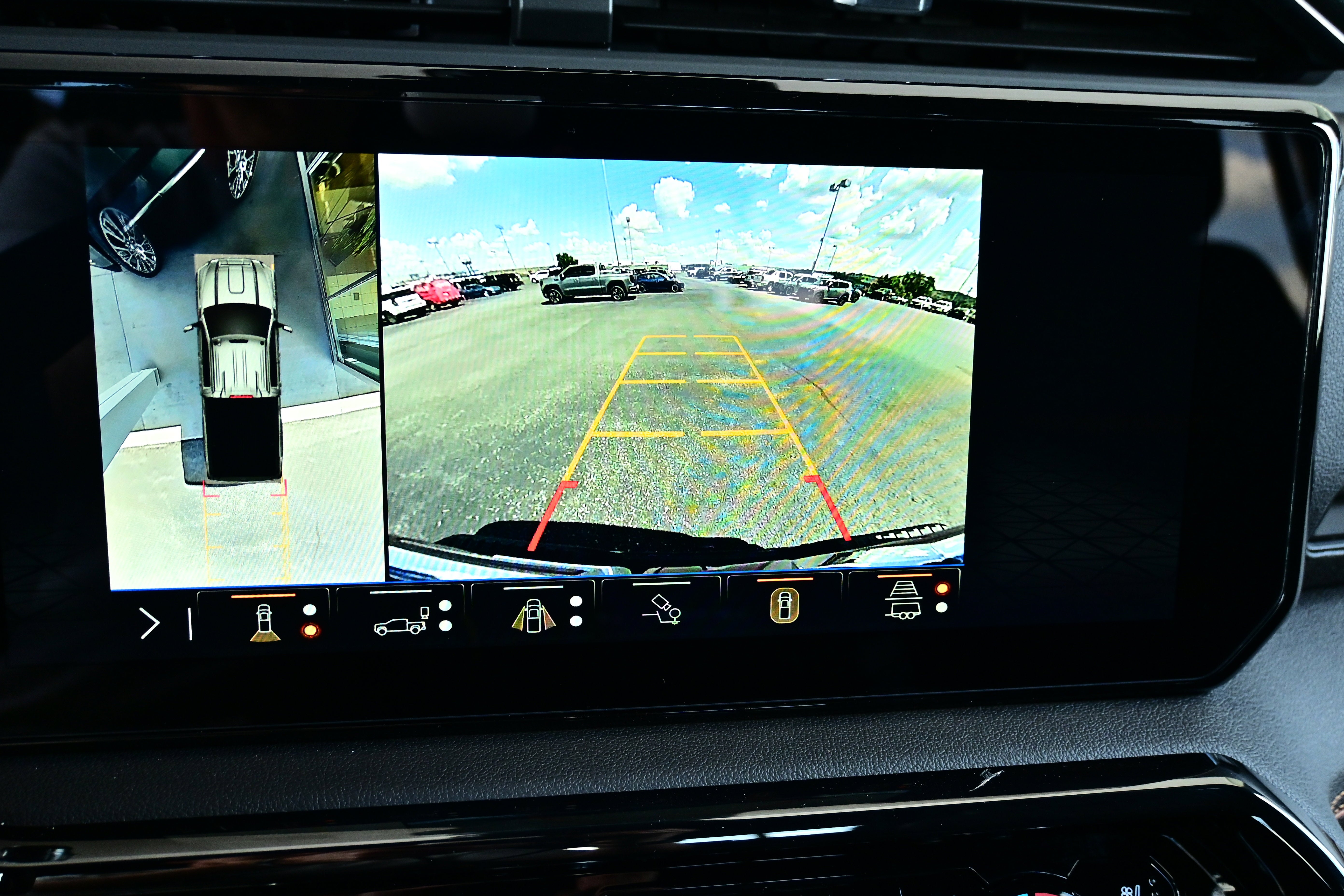 2026 GMC Sierra 2500HD AT4 - Photo 30