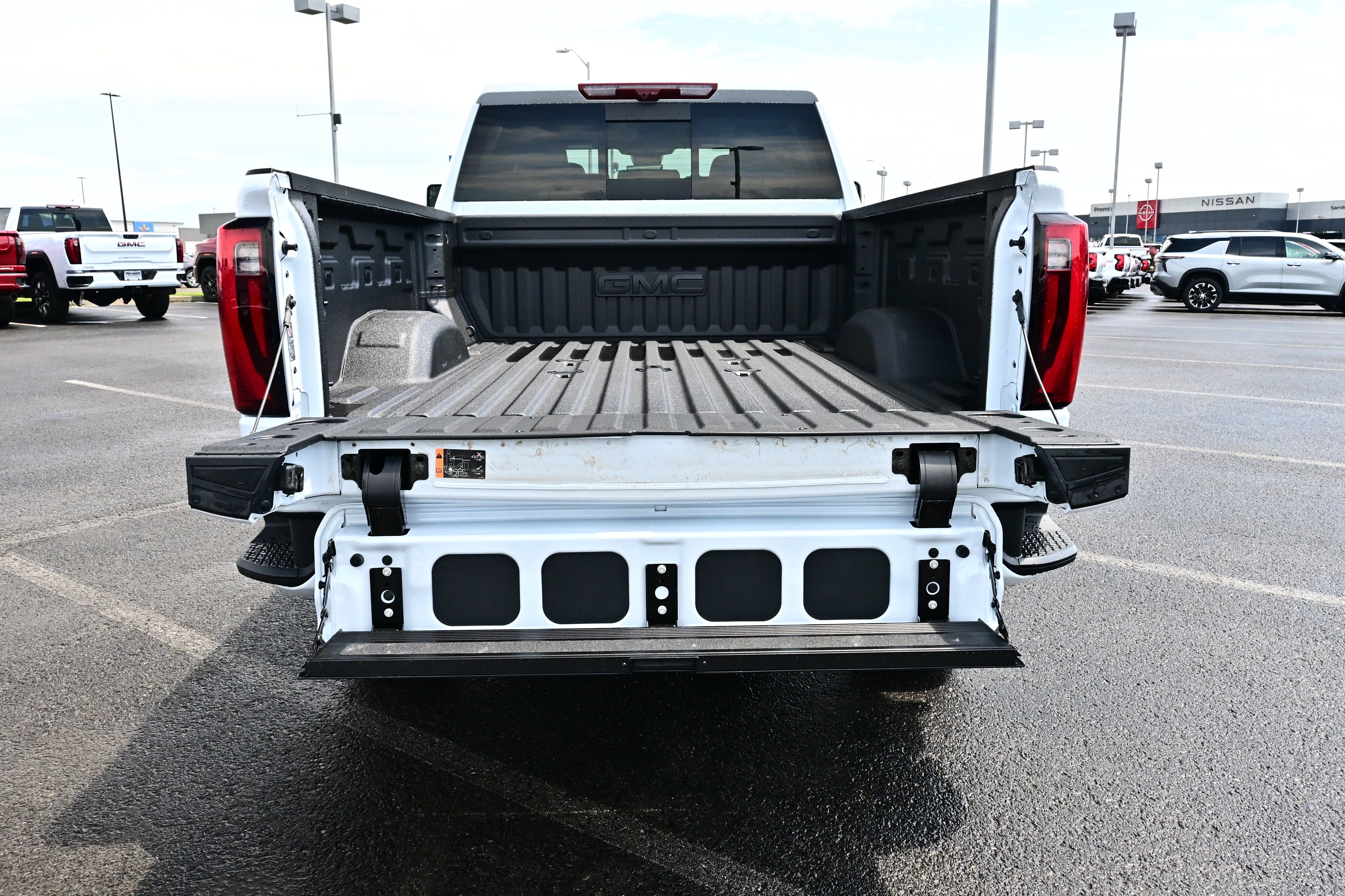 2026 GMC Sierra 2500HD Denali - Photo 11