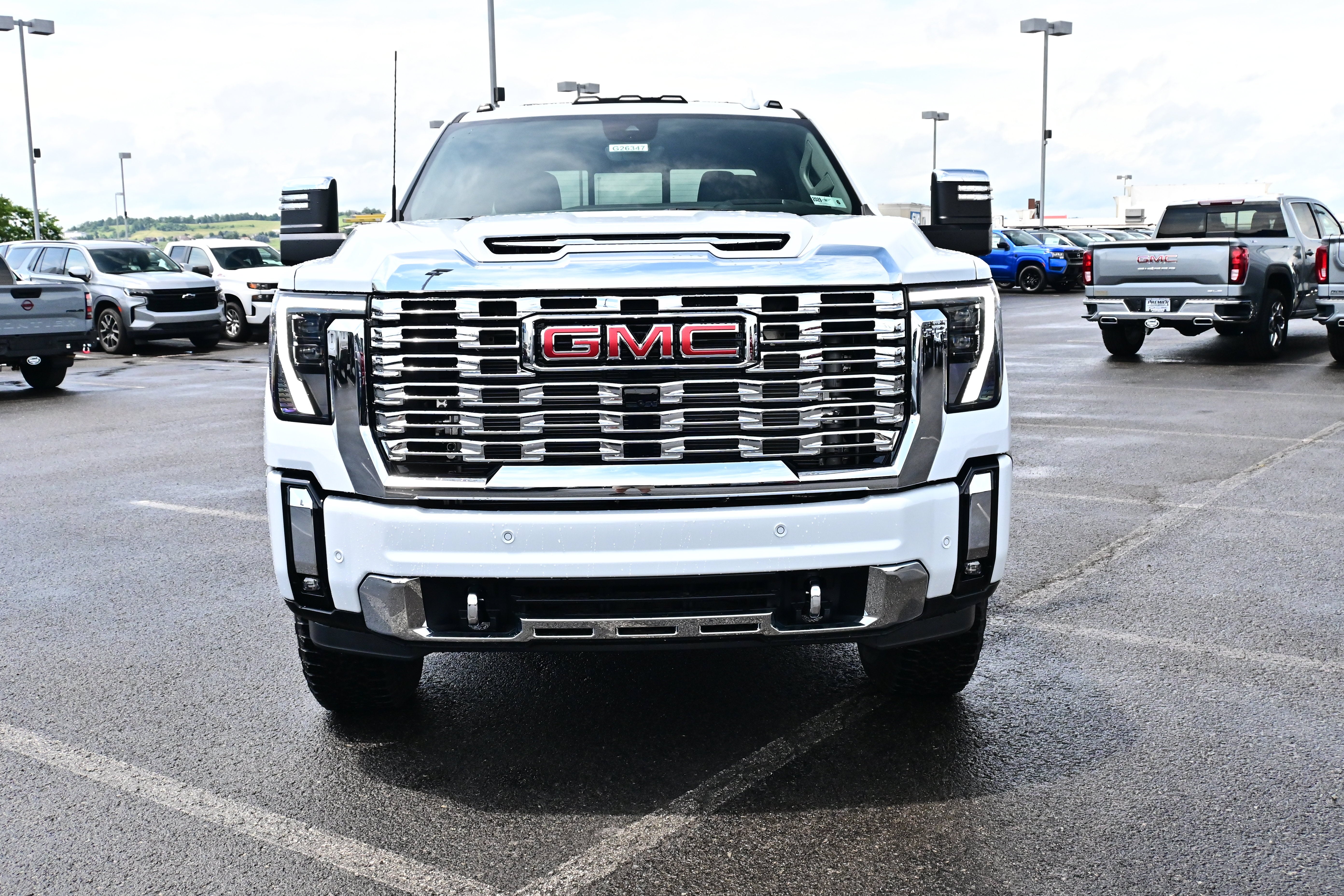 2026 GMC Sierra 2500HD Denali - Photo 3