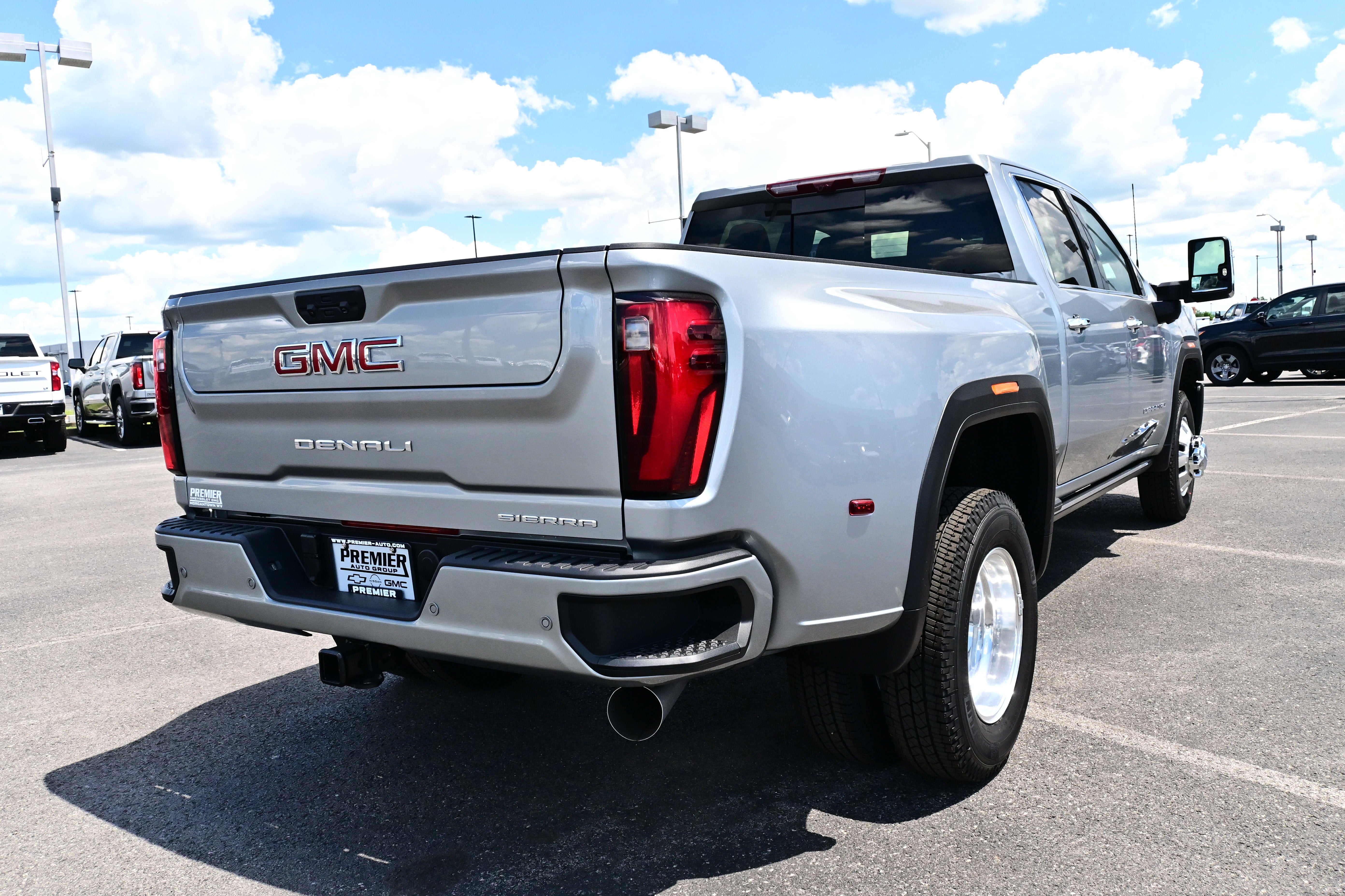 2026 GMC Sierra 3500 HD Denali DRW