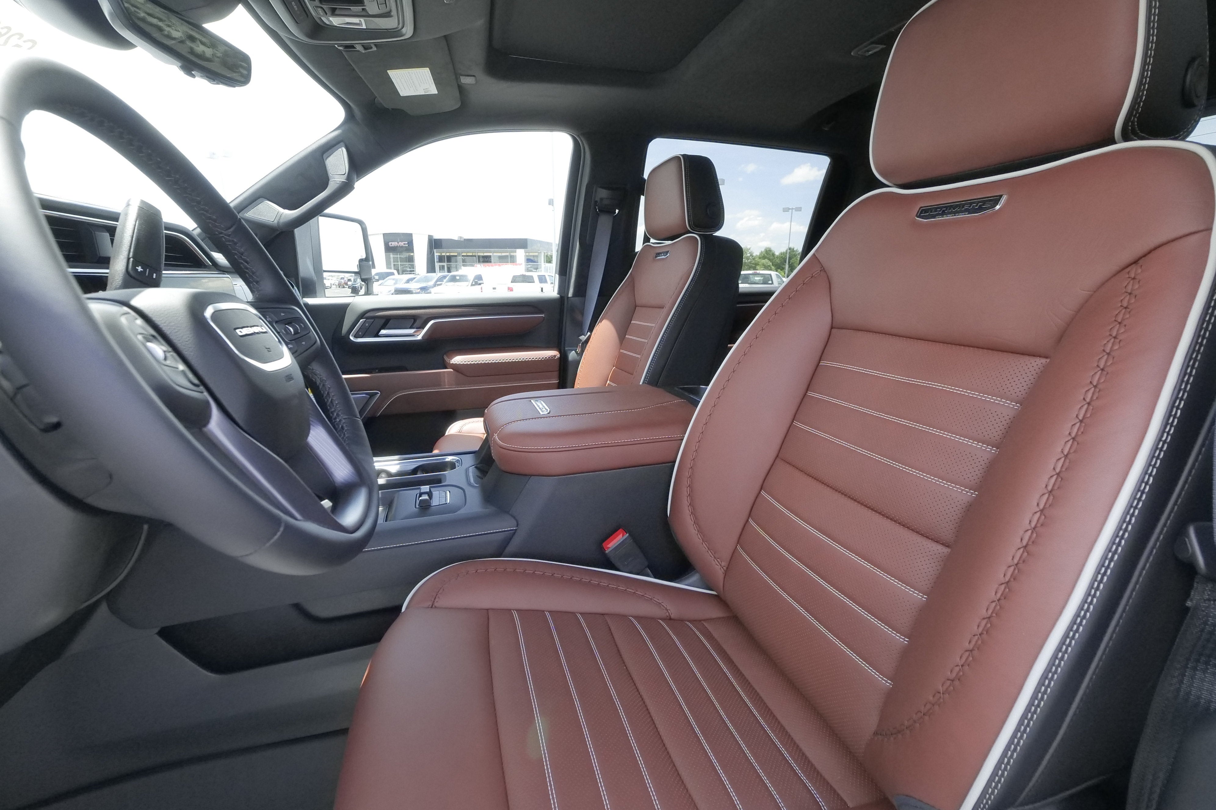 2026 GMC Sierra 3500HD Denali Ultimate - Photo 26