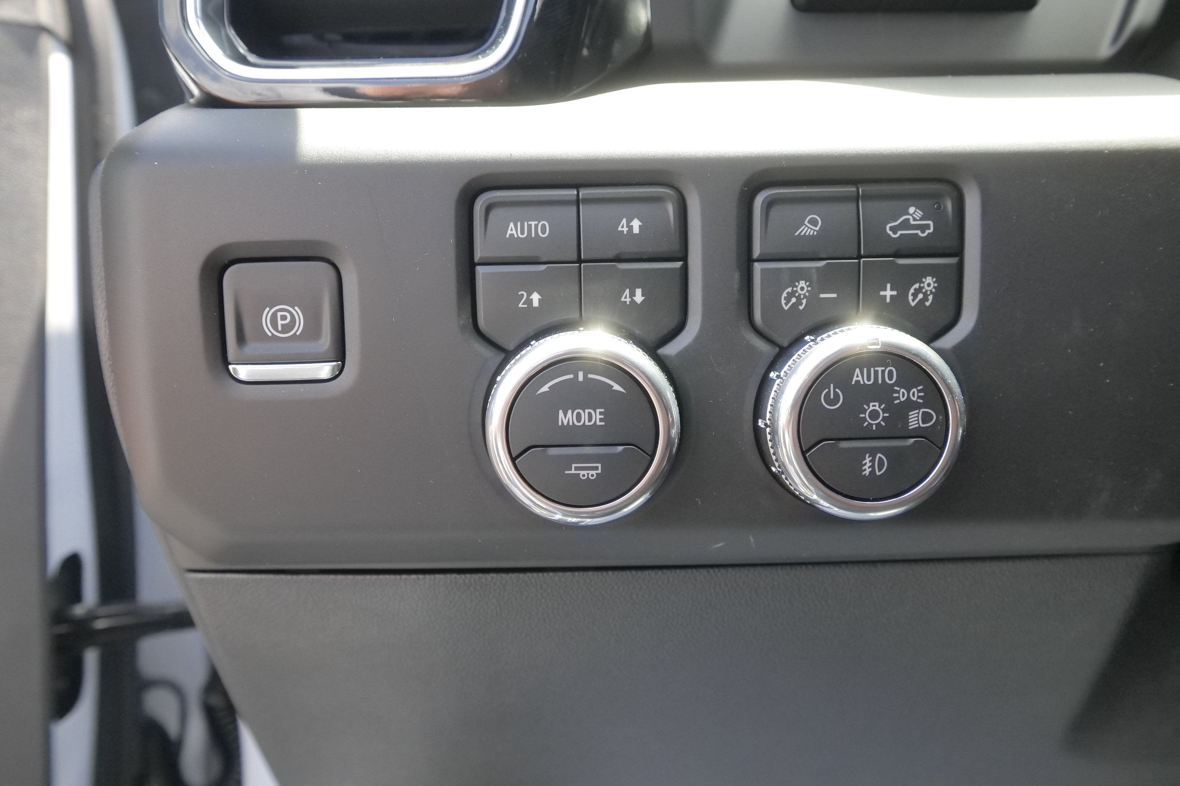 2026 GMC Sierra 3500HD Denali Ultimate - Photo 28