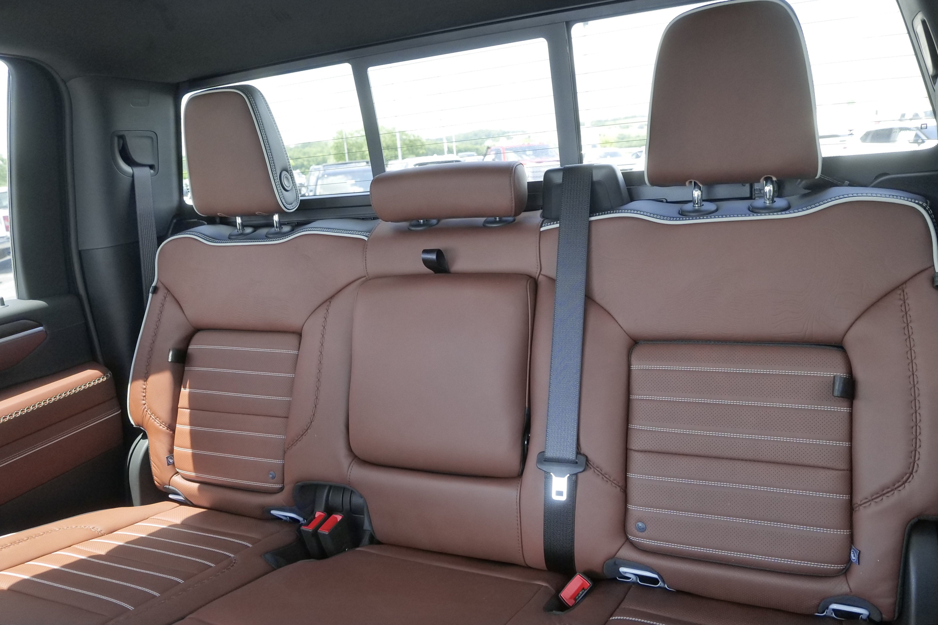 2026 GMC Sierra 3500HD Denali Ultimate - Photo 29