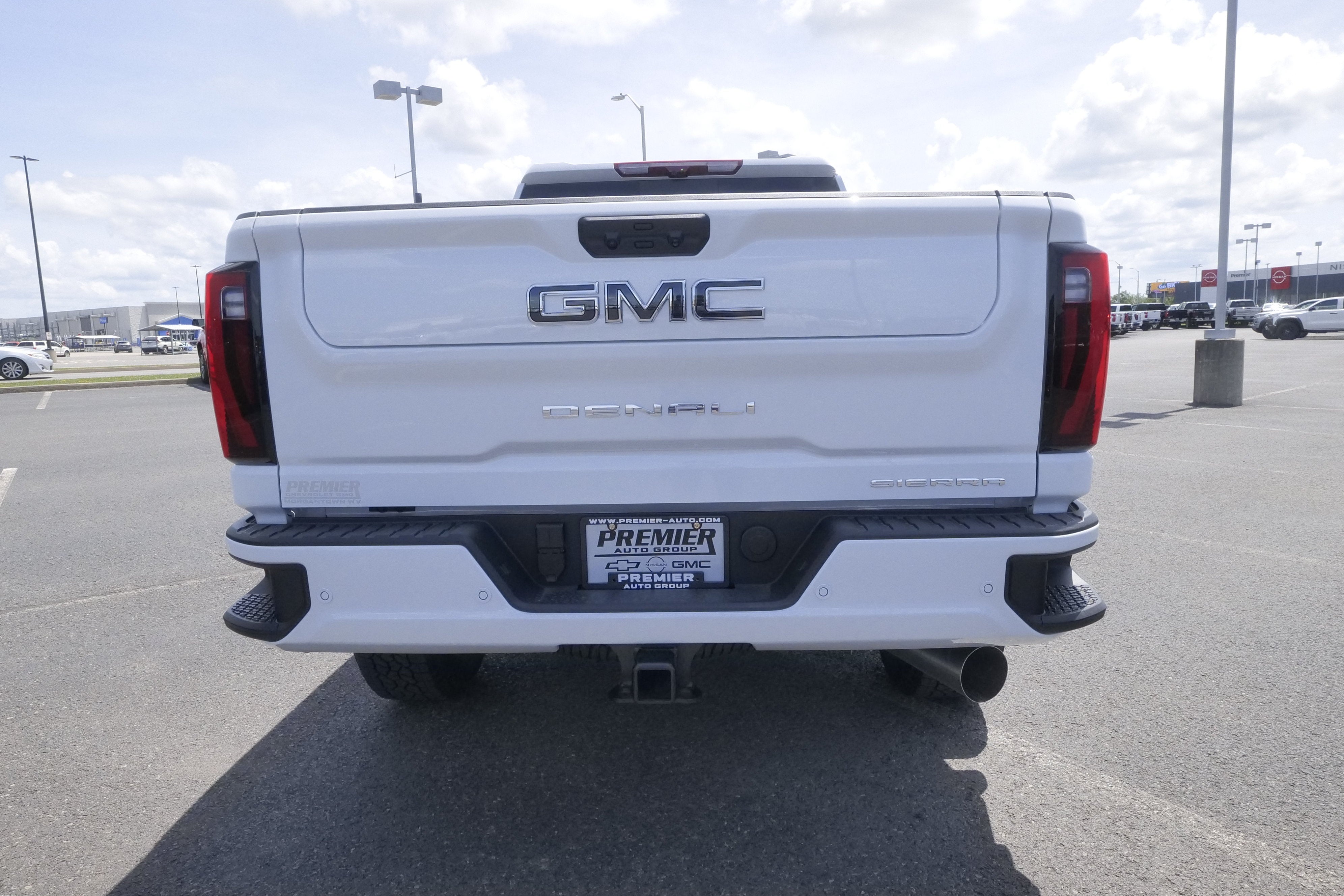 2026 GMC Sierra 3500HD Denali Ultimate - Photo 7