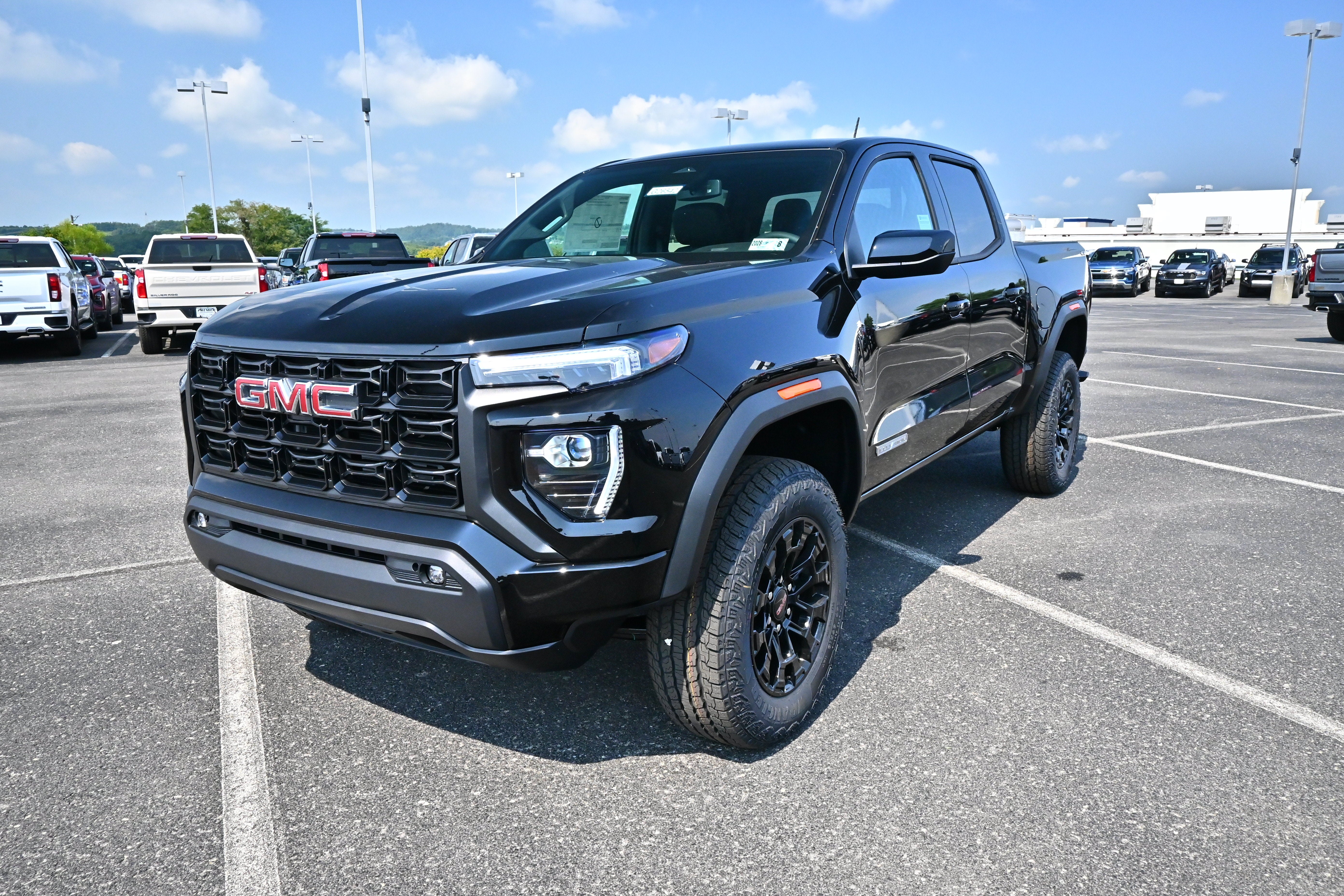 2026 GMC Canyon Elevation