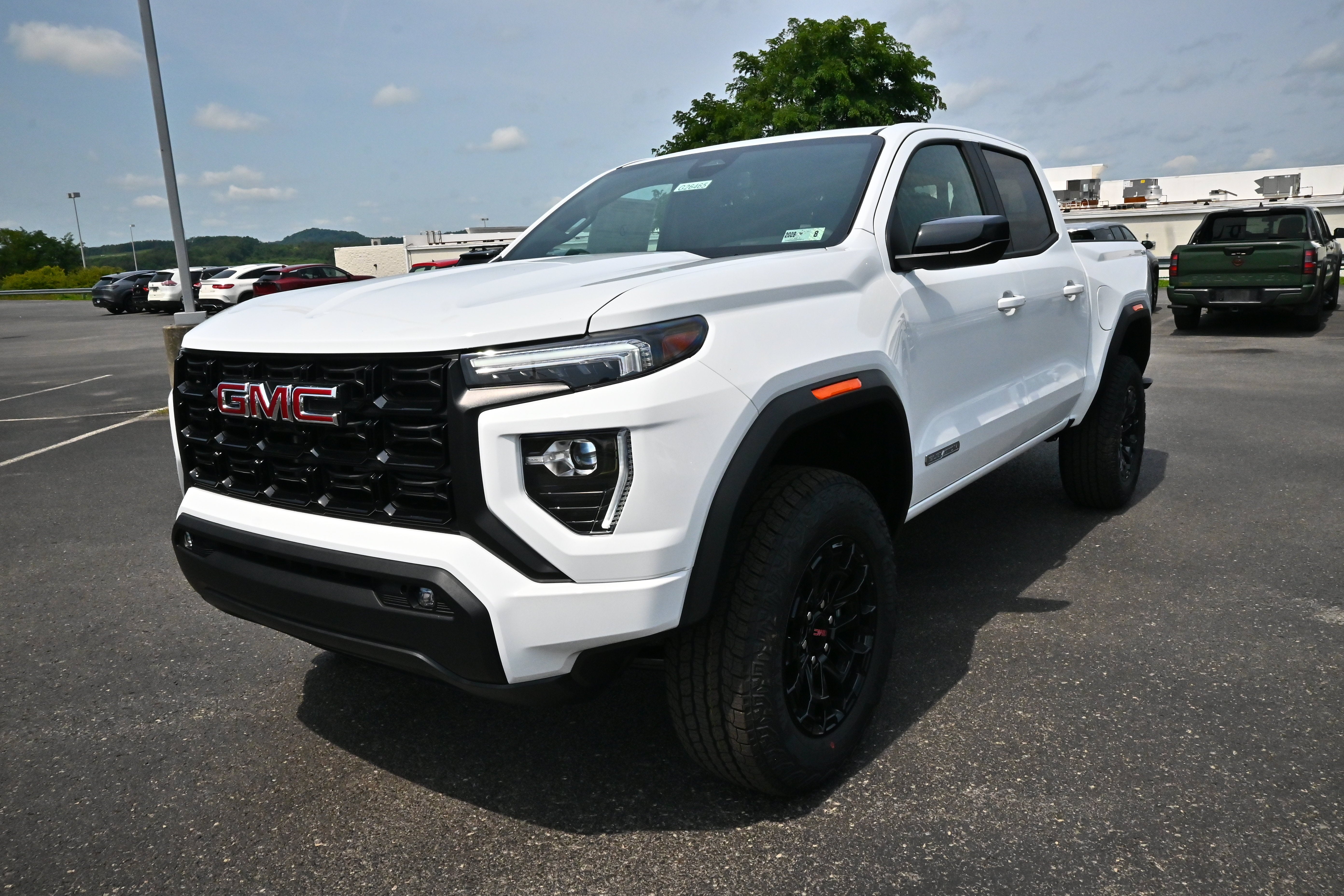 2026 GMC Canyon Elevation
