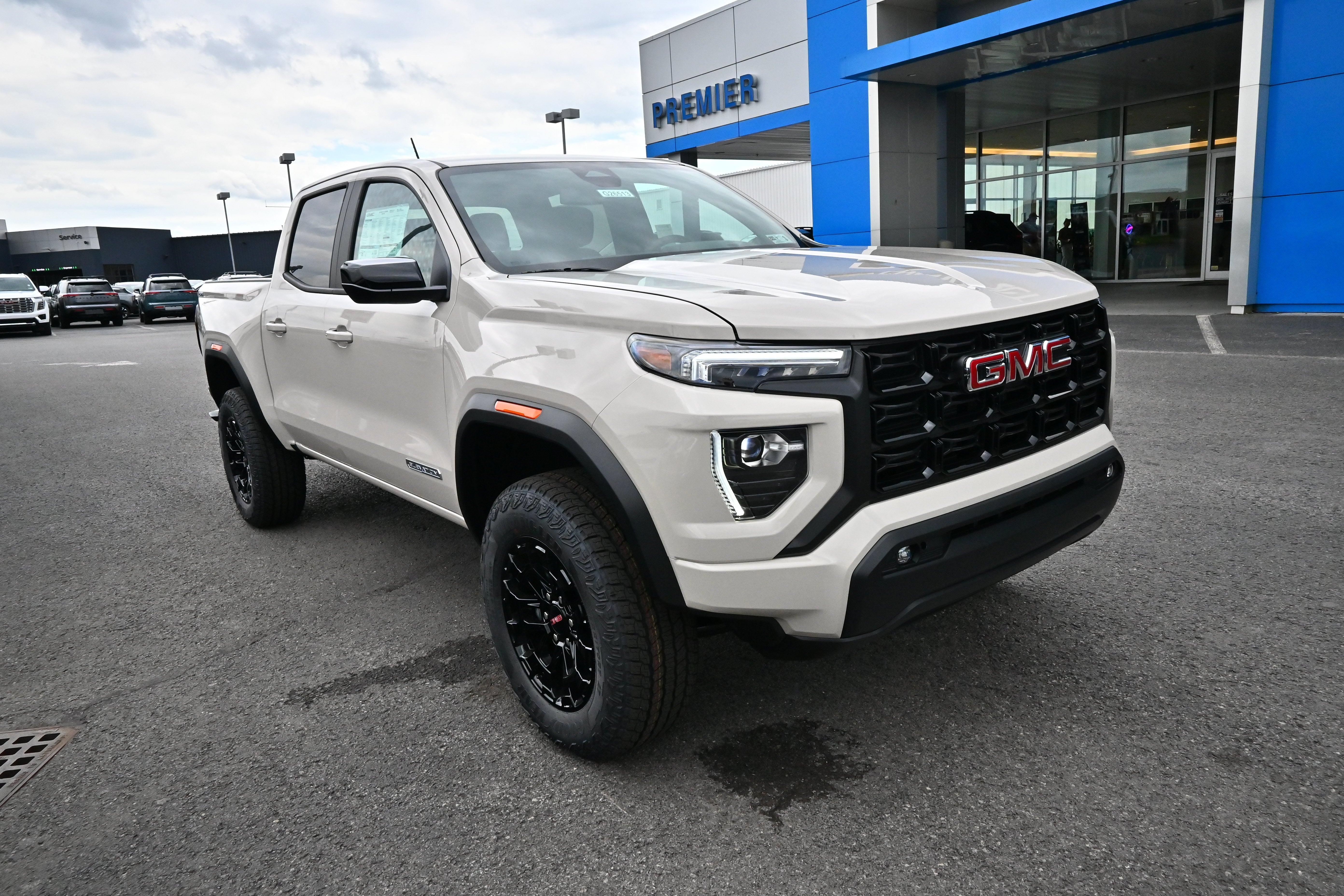 2026 GMC Canyon Elevation