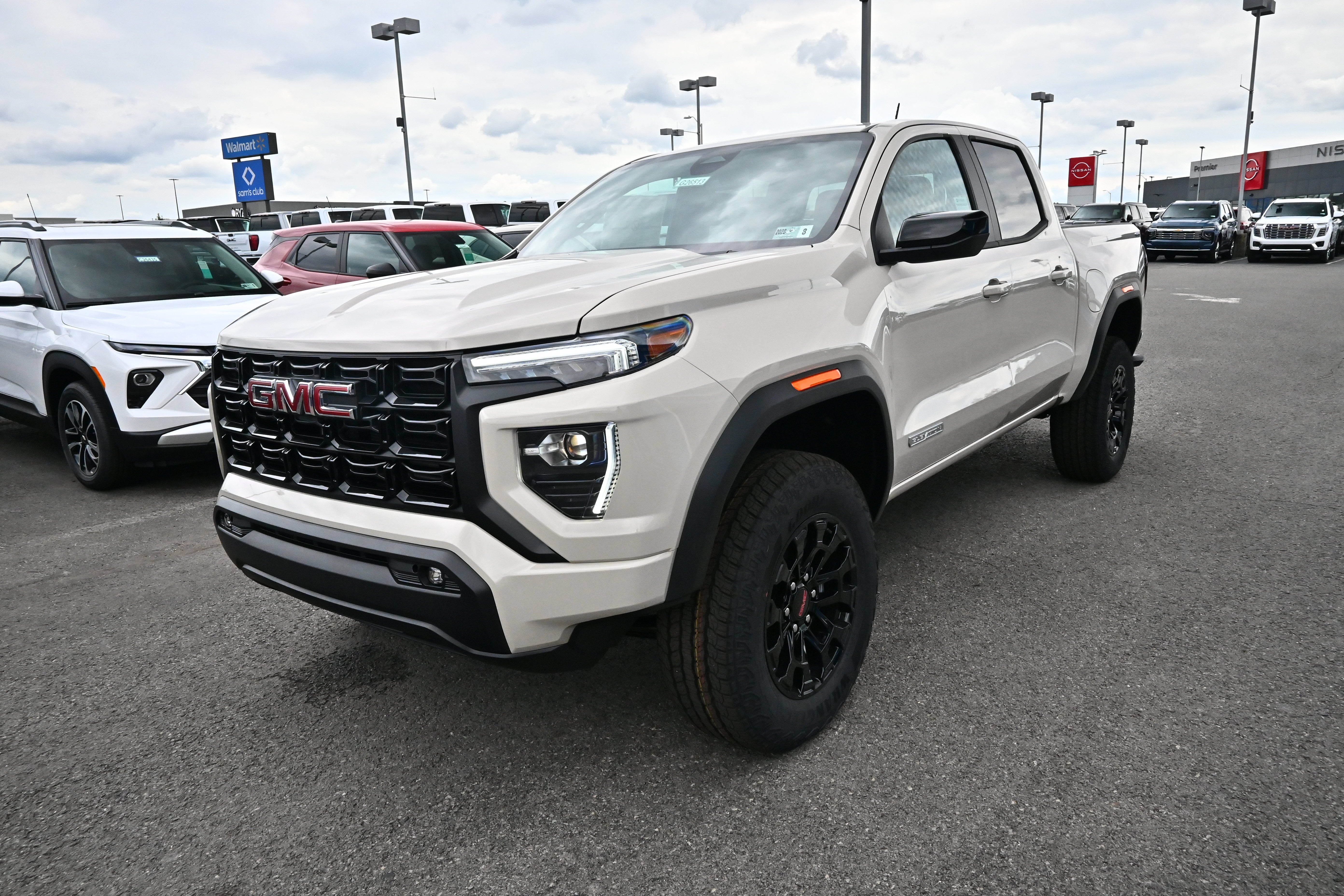 2026 GMC Canyon Elevation