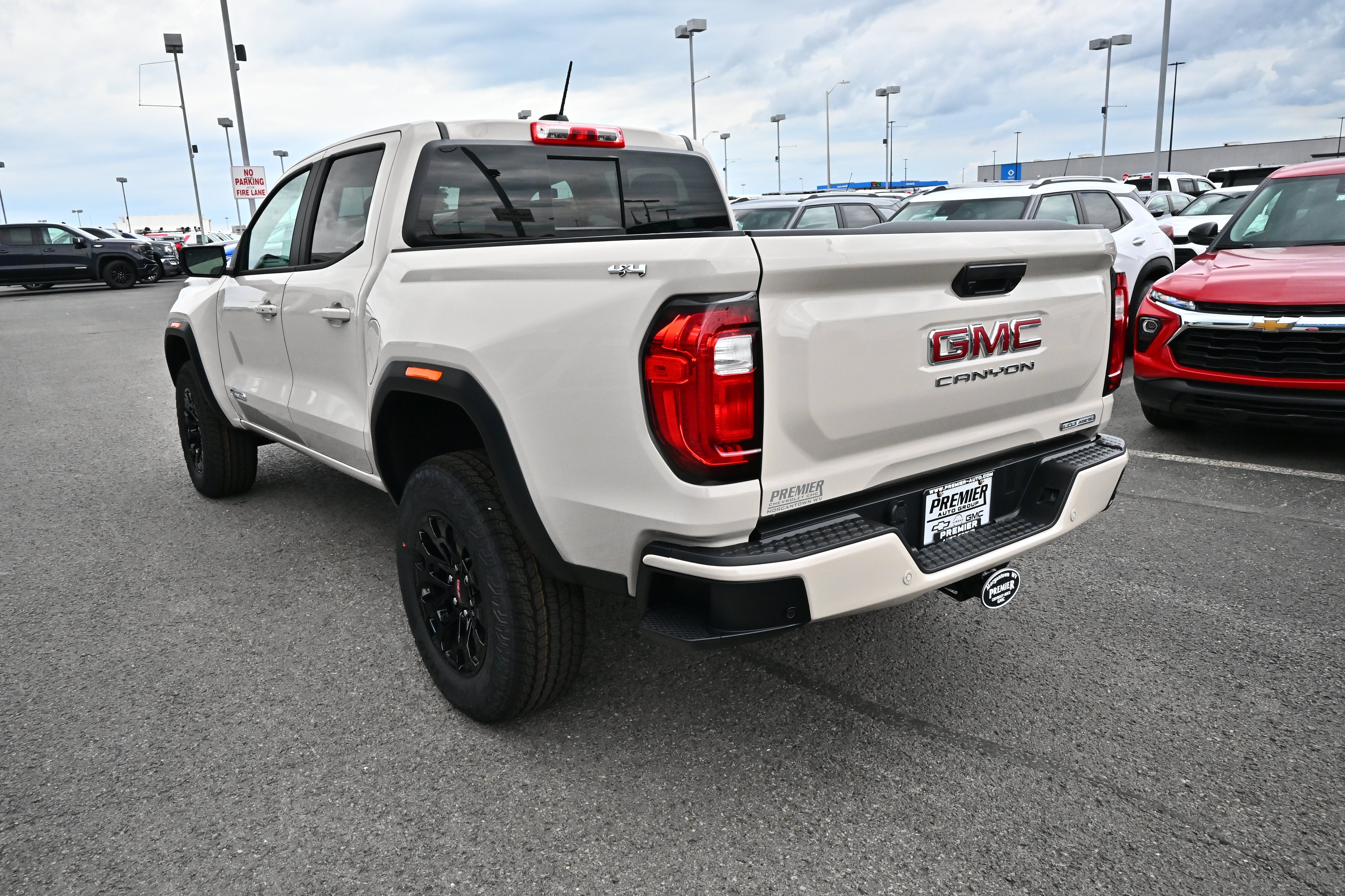 2026 GMC Canyon Elevation