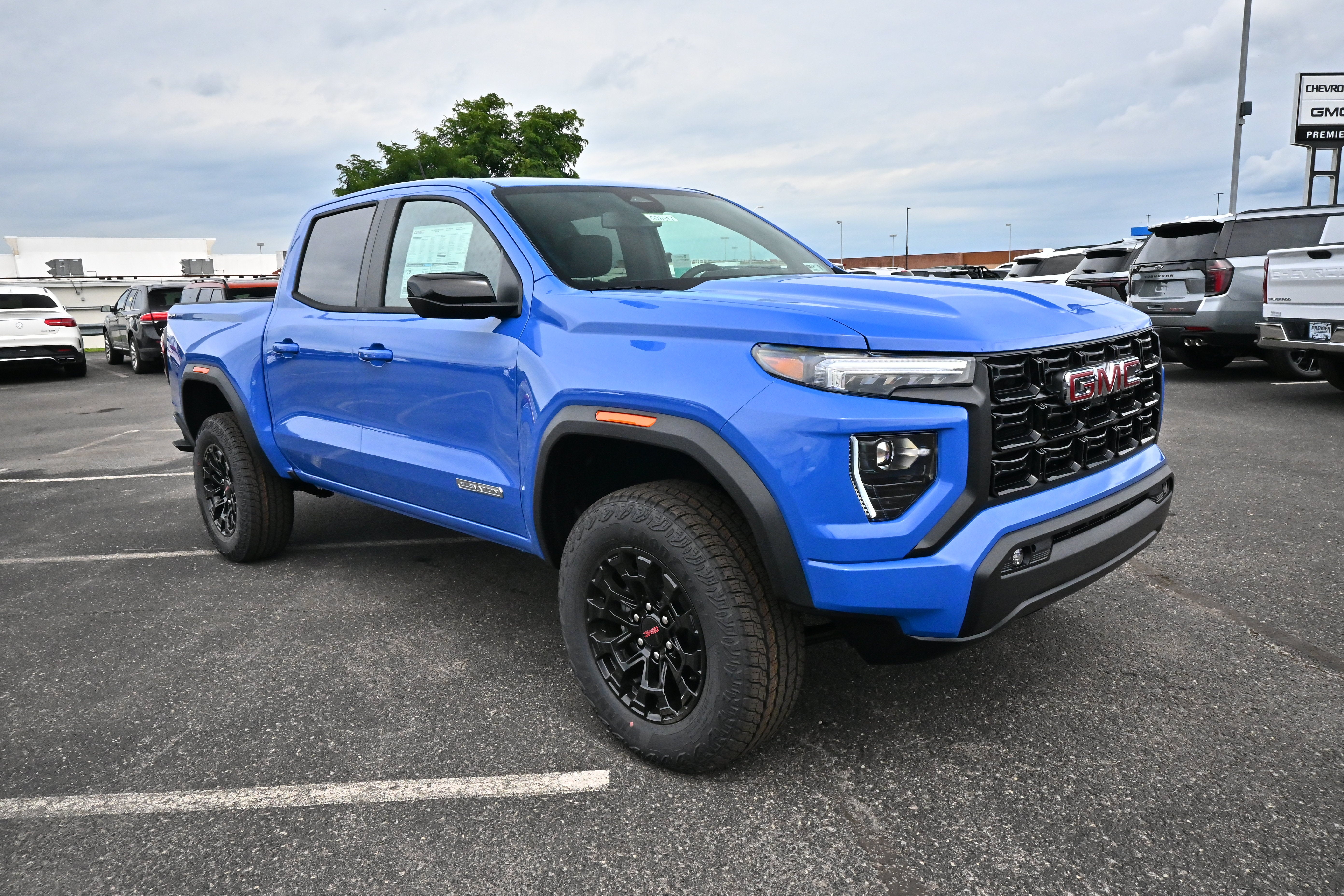 2026 GMC Canyon Elevation