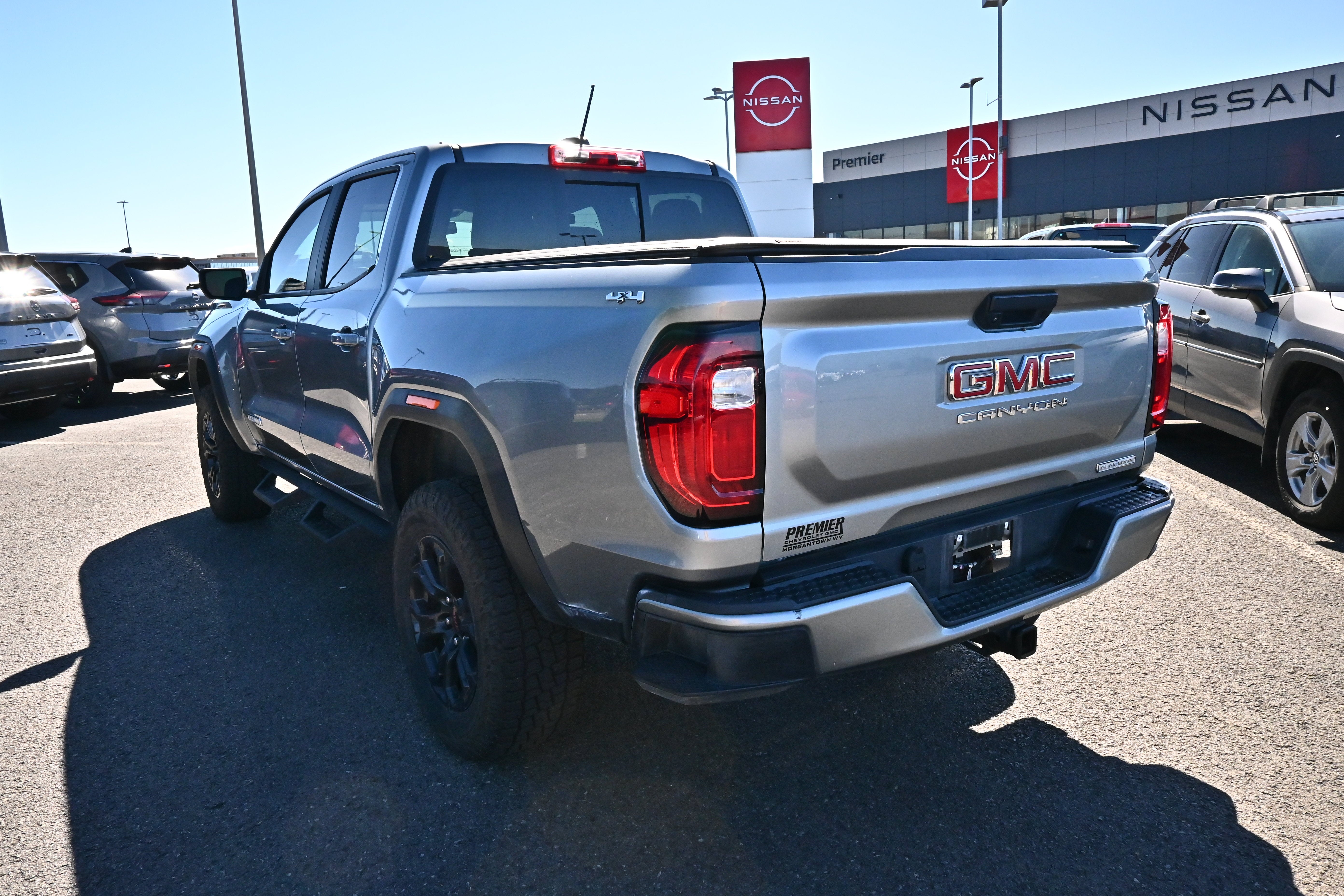 2024 GMC Canyon Elevation