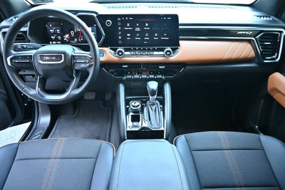2024 GMC Canyon AT4