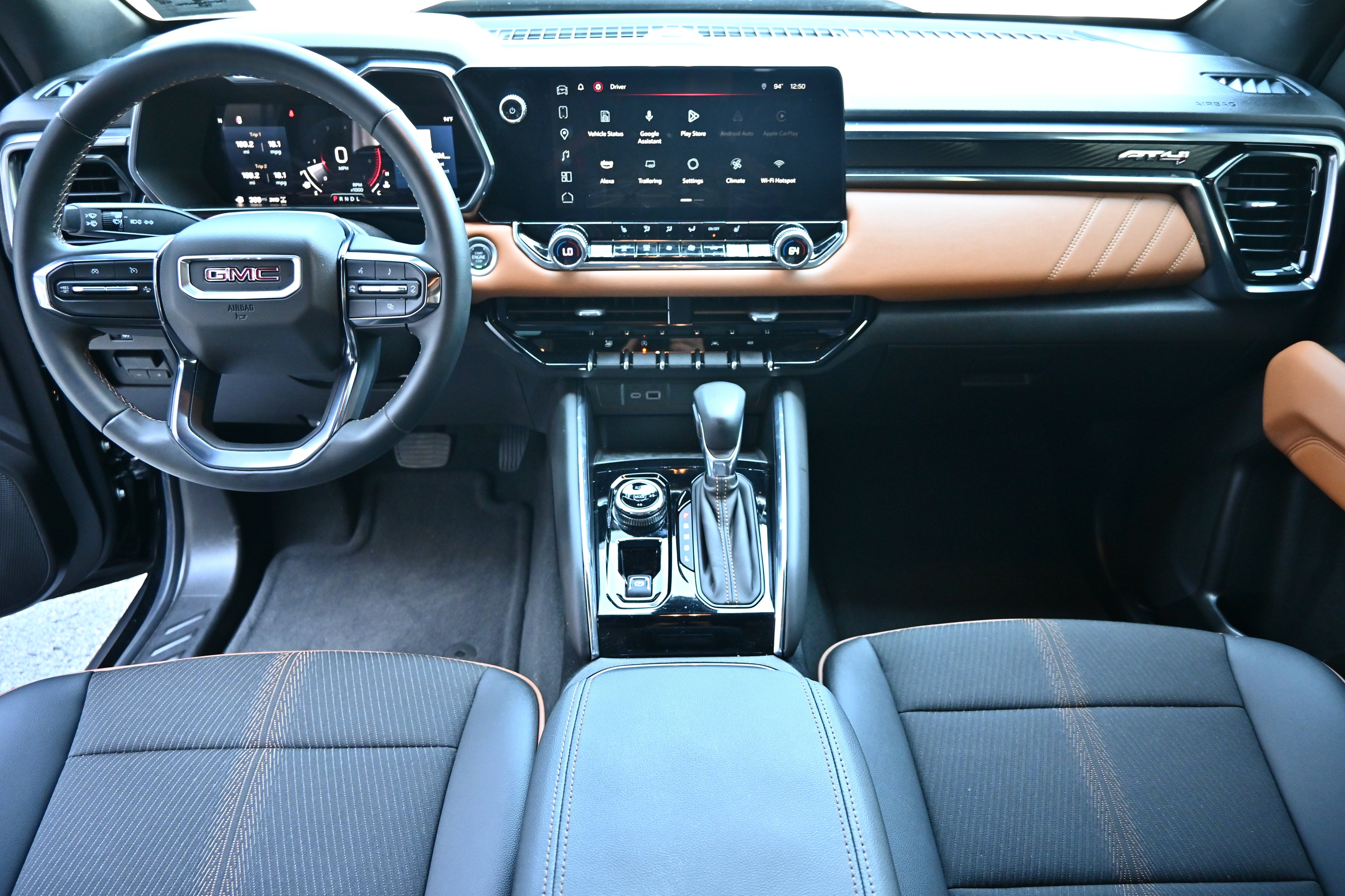 2024 GMC Canyon AT4