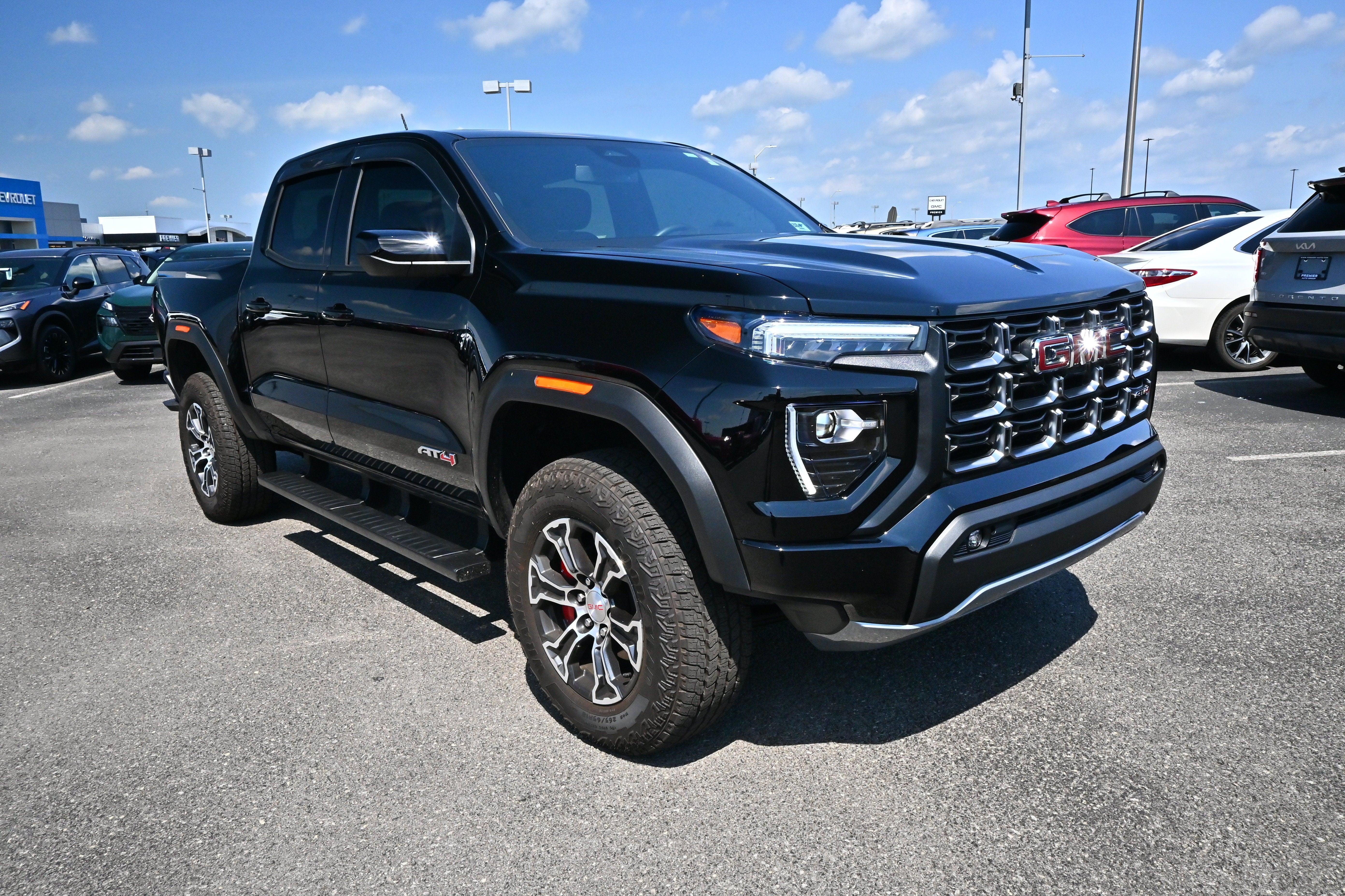 2024 GMC Canyon AT4