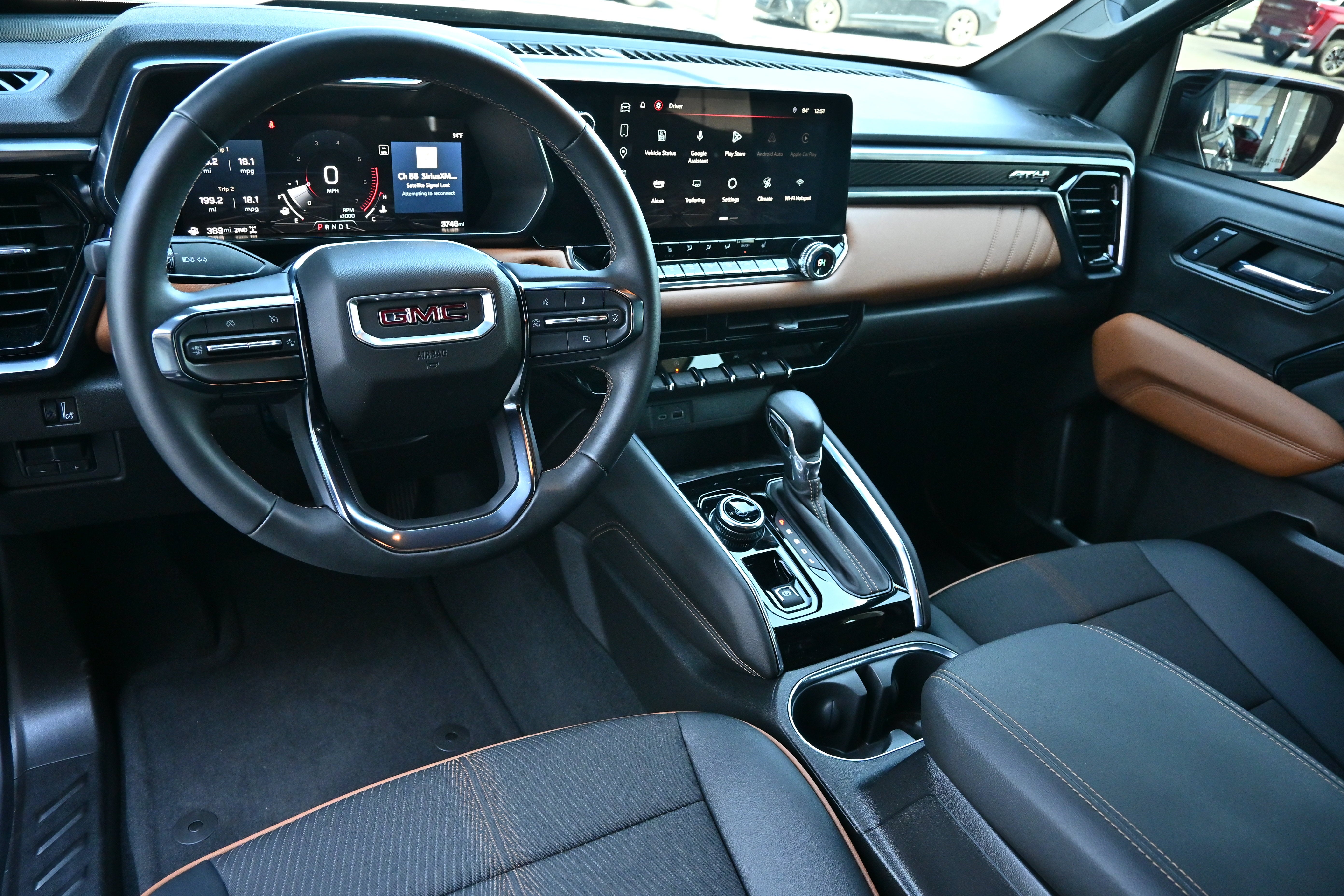 2024 GMC Canyon AT4