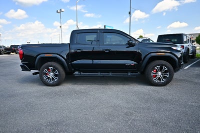 2024 GMC Canyon AT4