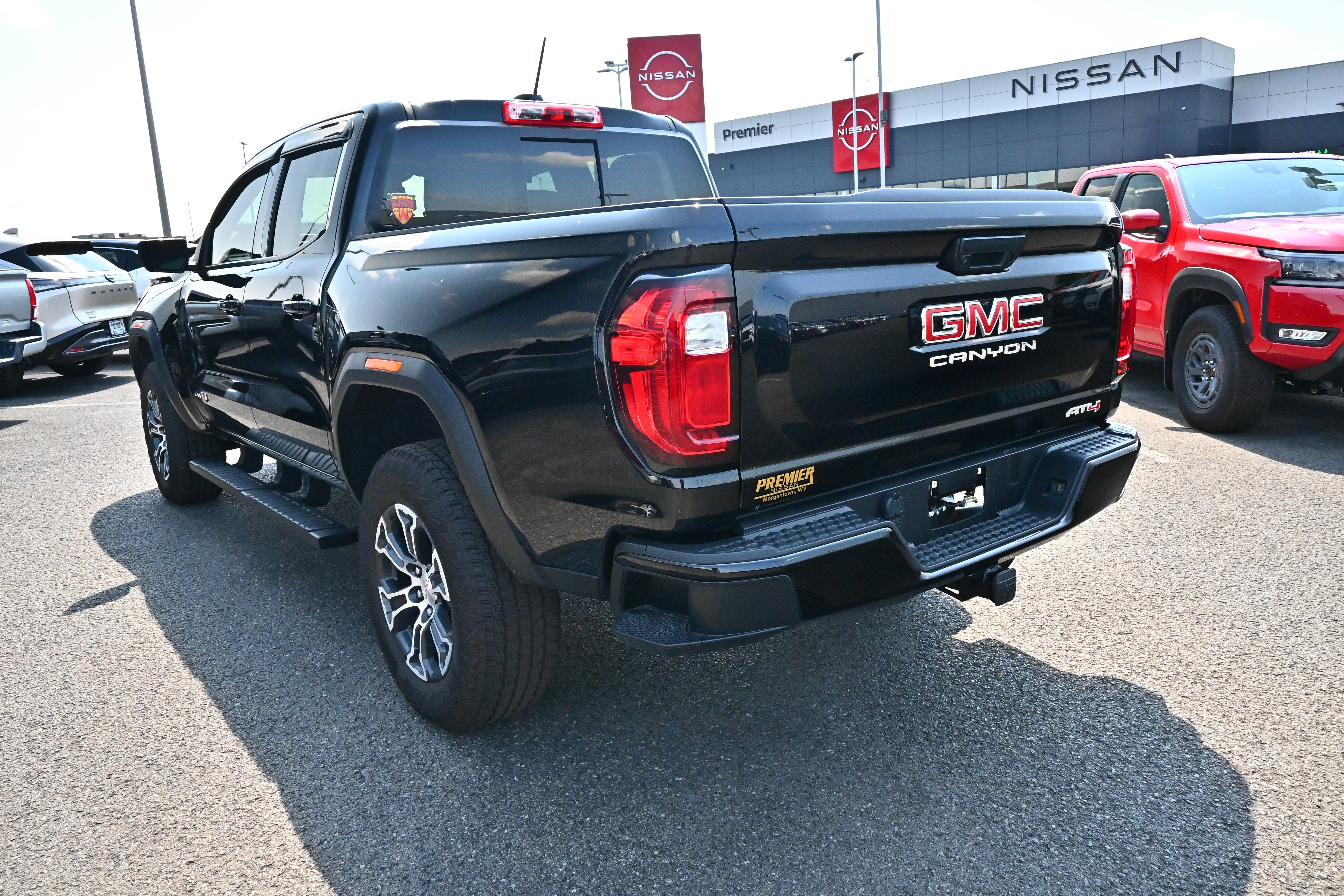 2024 GMC Canyon AT4