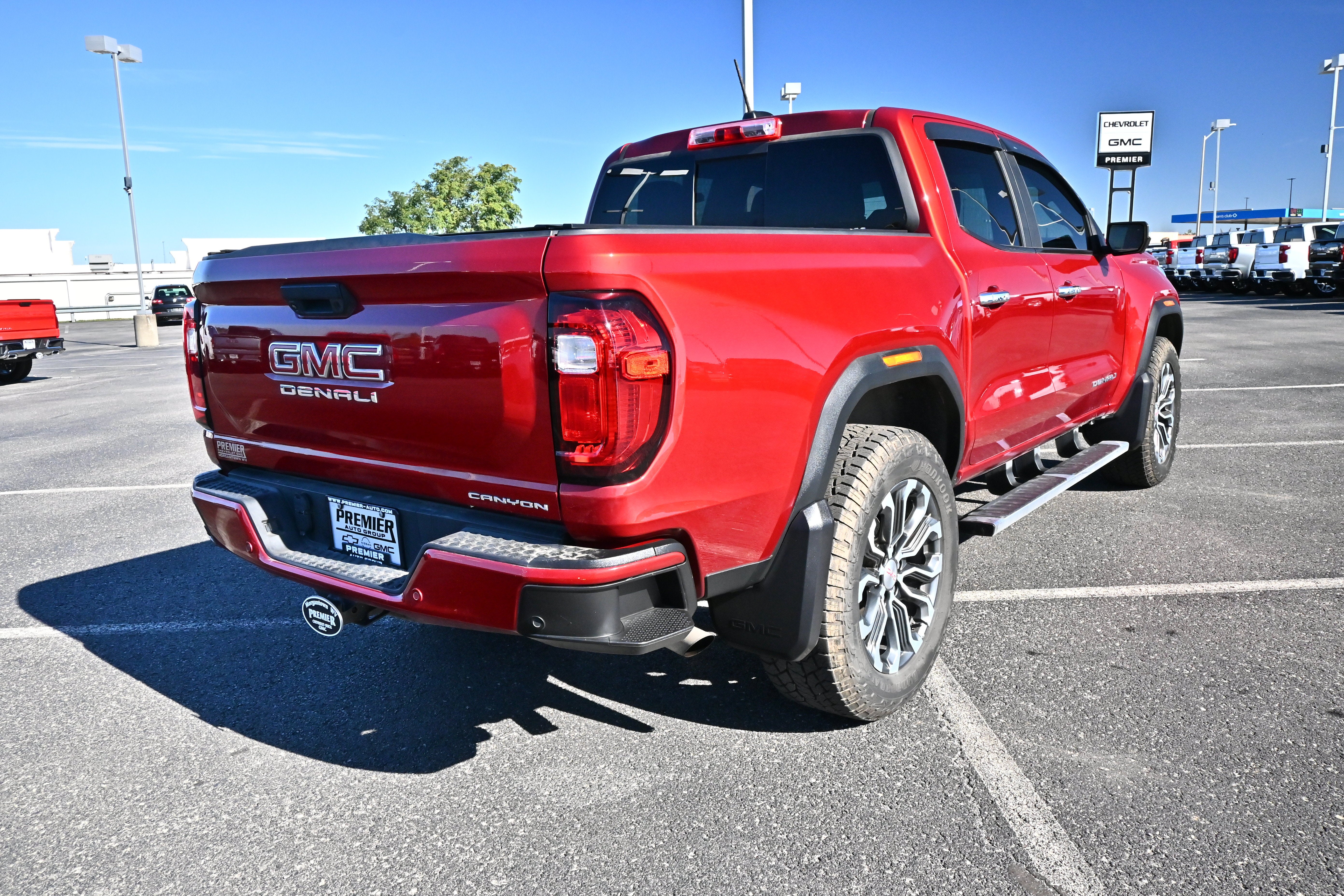 2024 GMC Canyon Denali