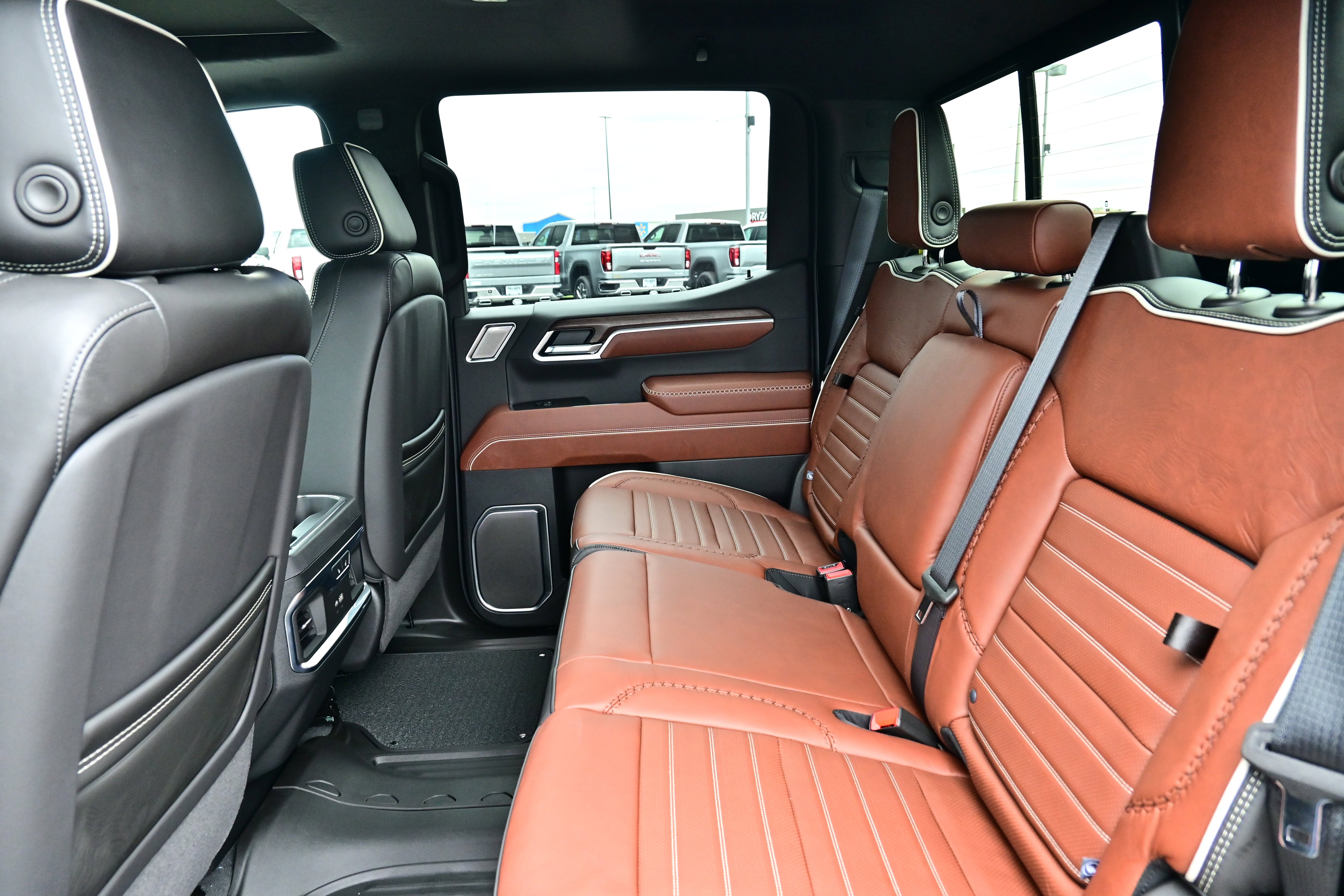2026 GMC Sierra 1500 Denali Ultimate - Photo 18