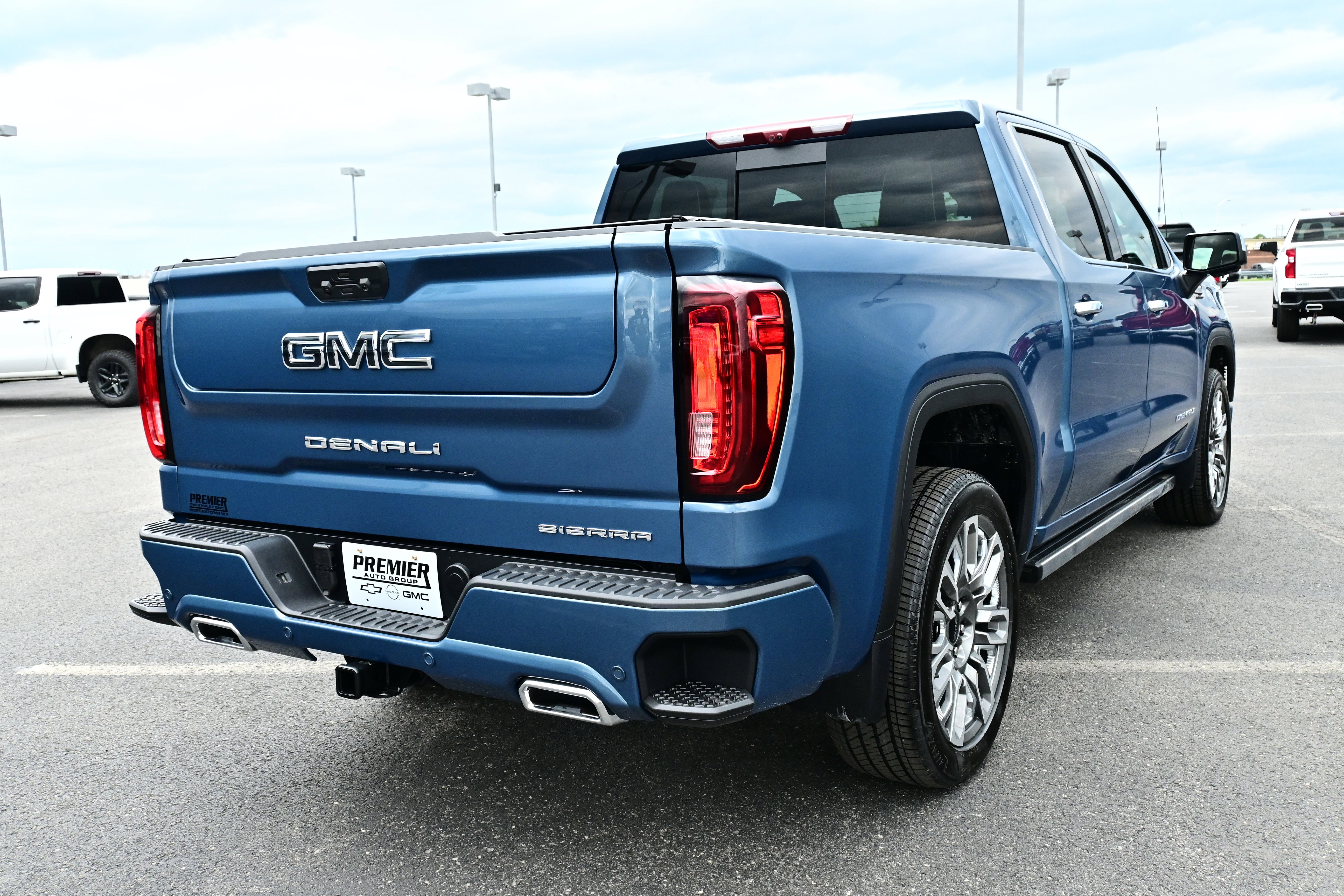 2026 GMC Sierra 1500 Denali Ultimate - Photo 8