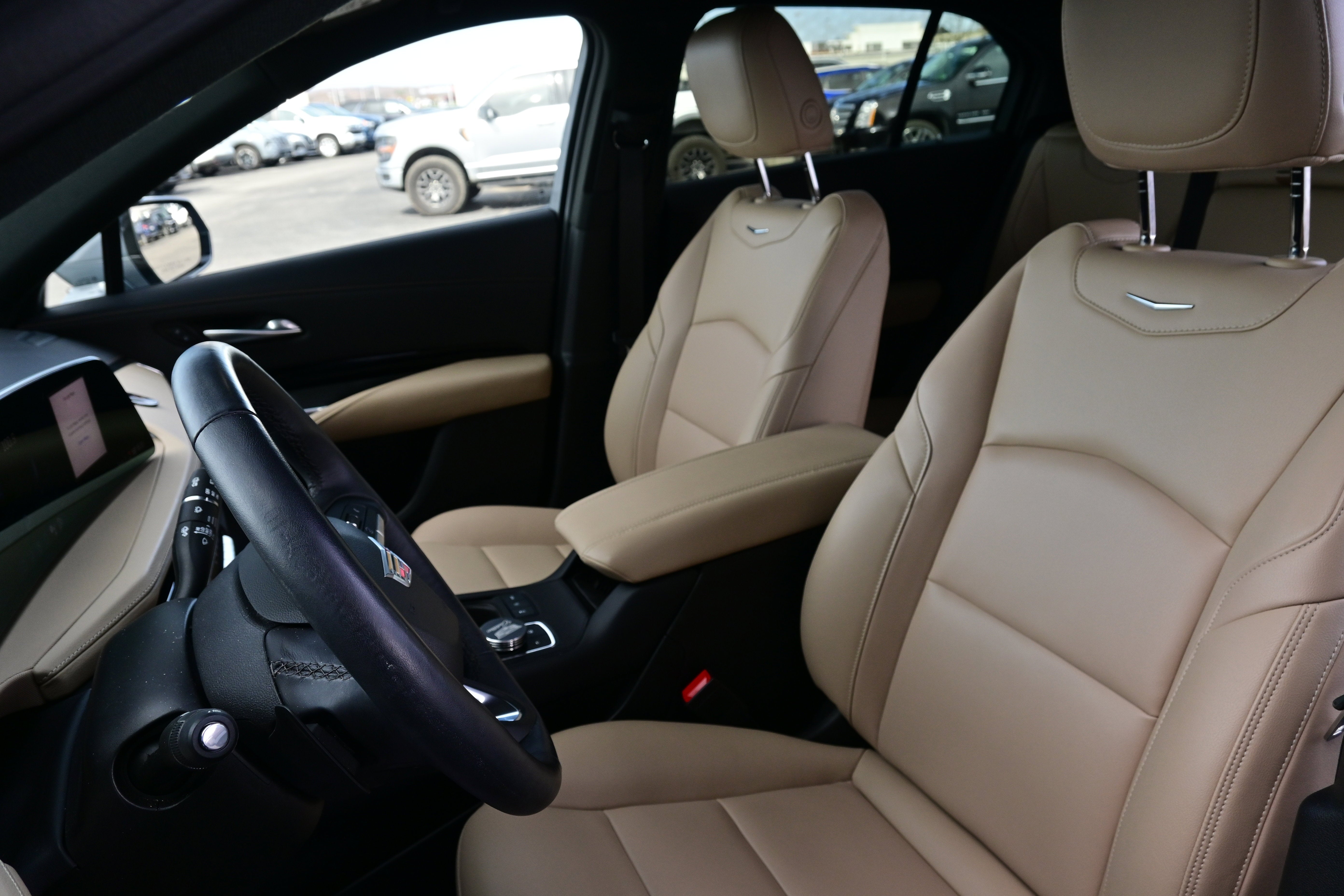 2024 Cadillac XT4 Luxury