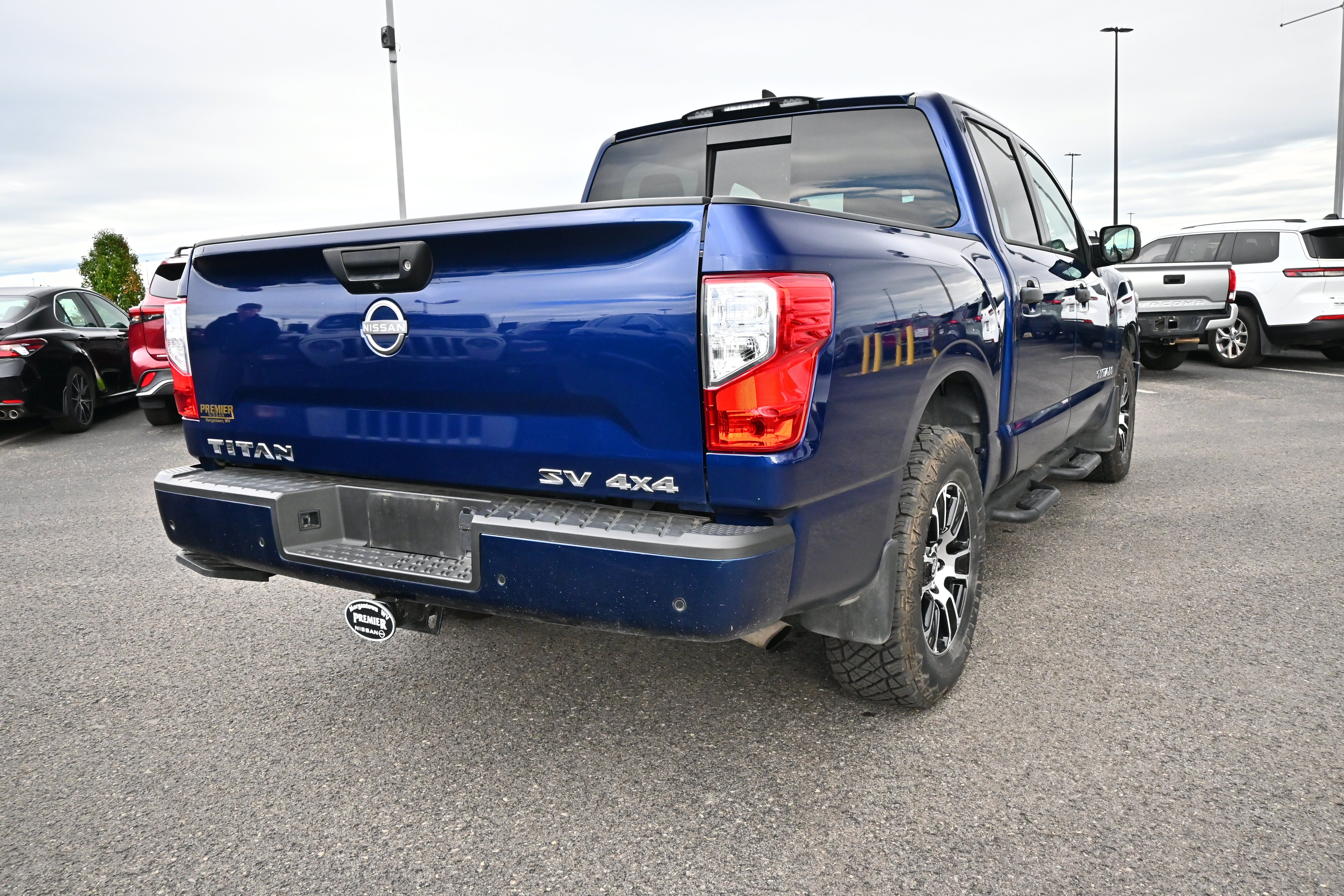 2024 Nissan Titan SV