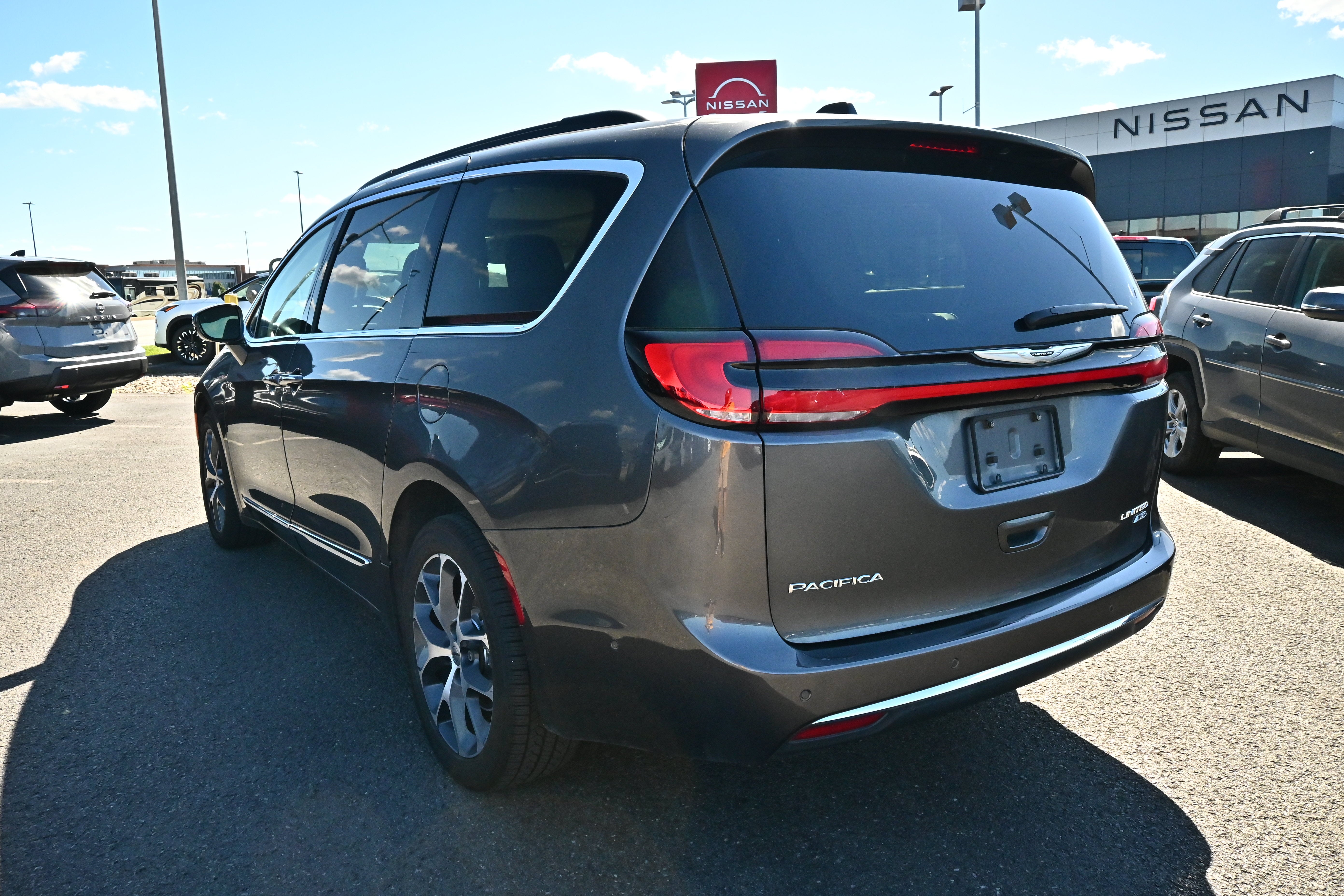 2022 Chrysler Pacifica Limited