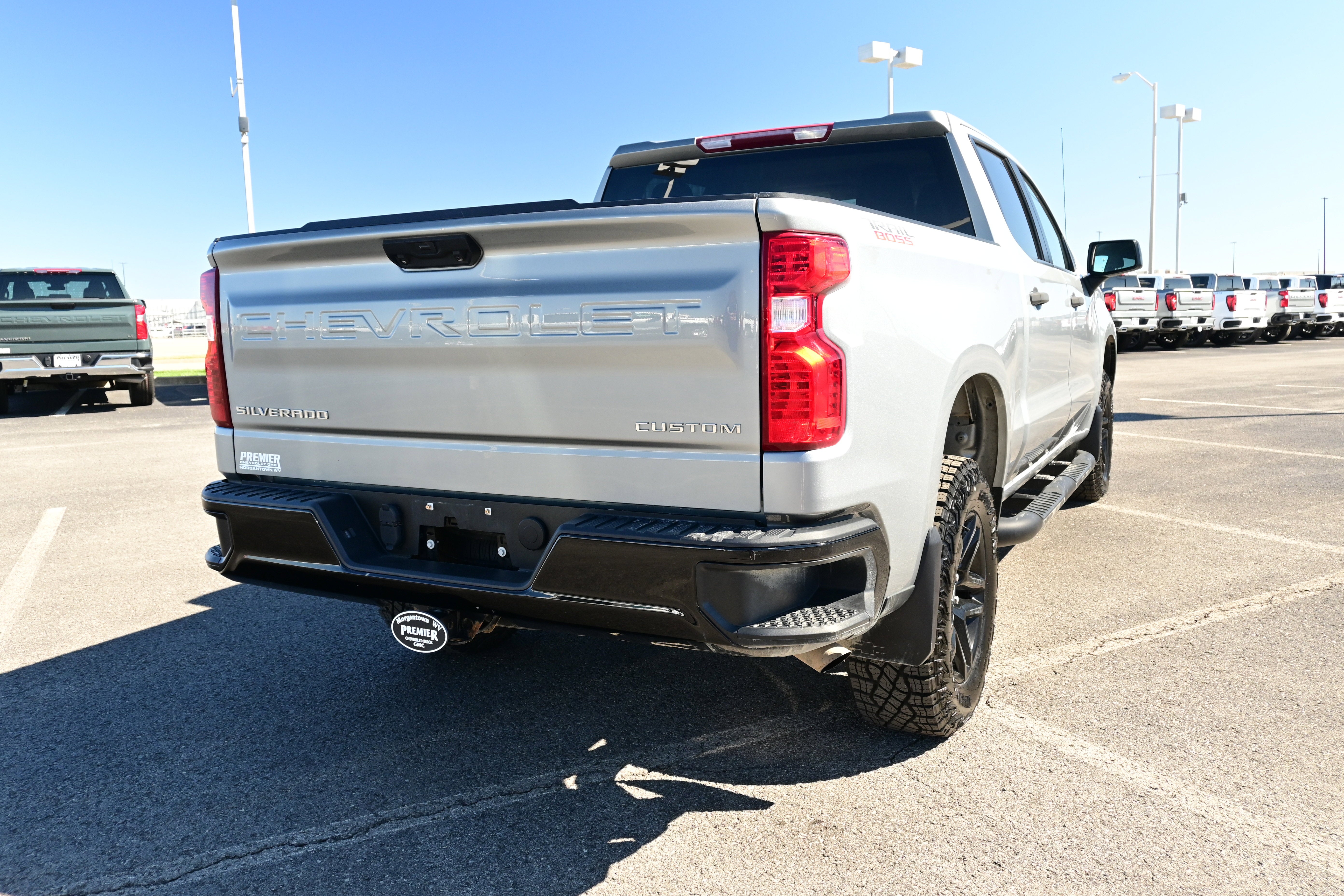2023 Chevrolet Silverado 1500 Custom Trail Boss