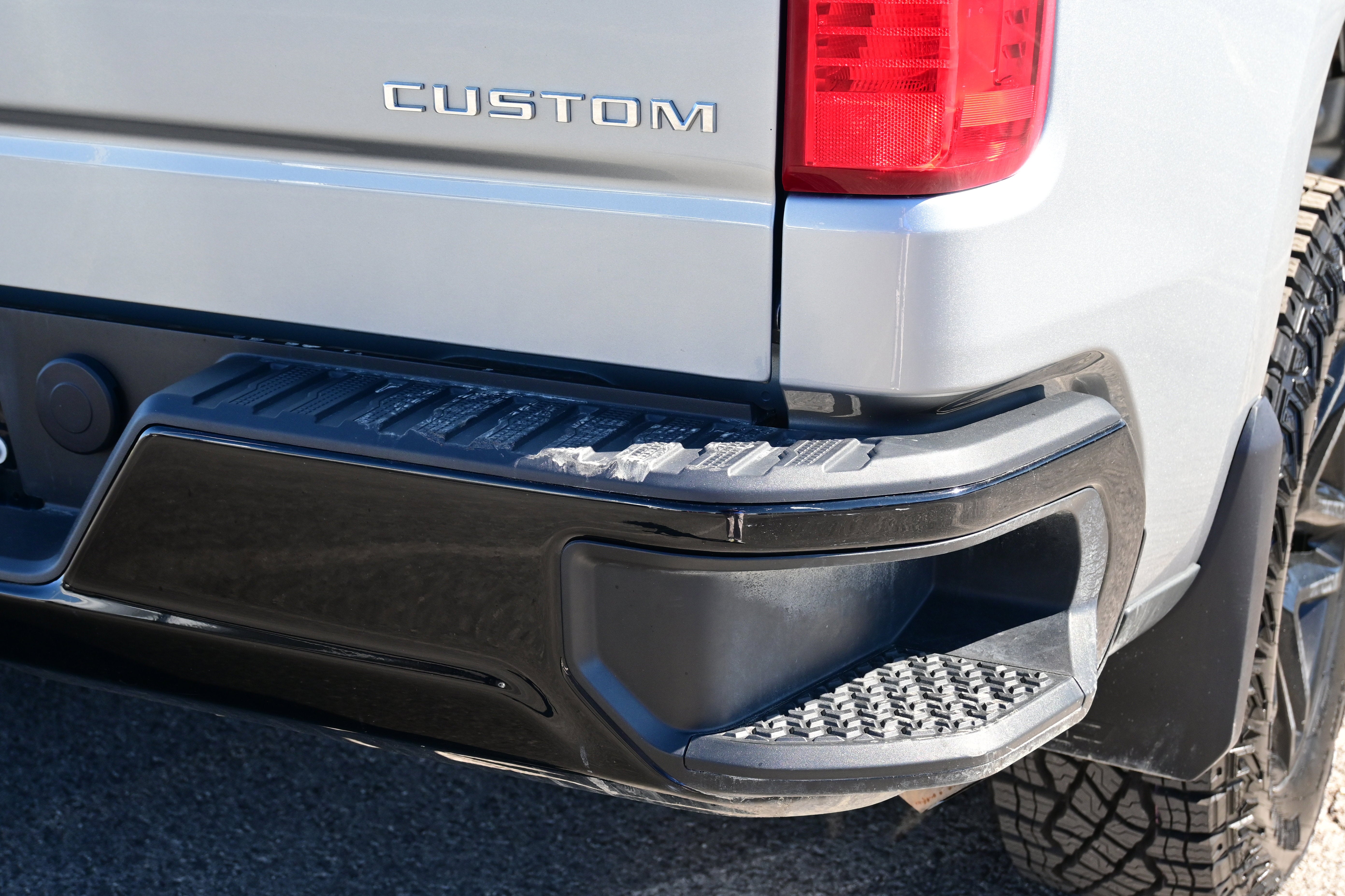 2023 Chevrolet Silverado 1500 Custom Trail Boss