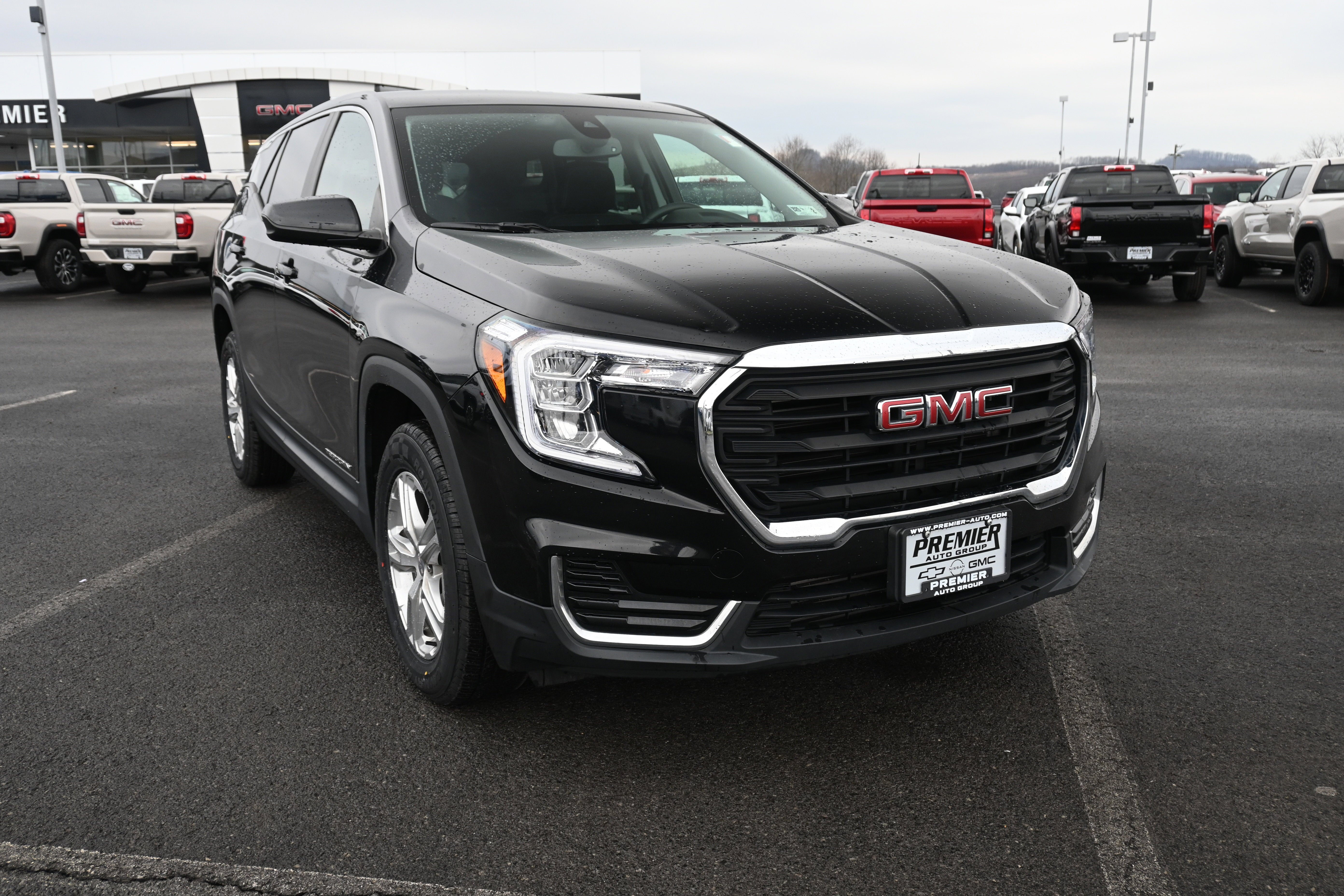 2023 GMC Terrain SLE