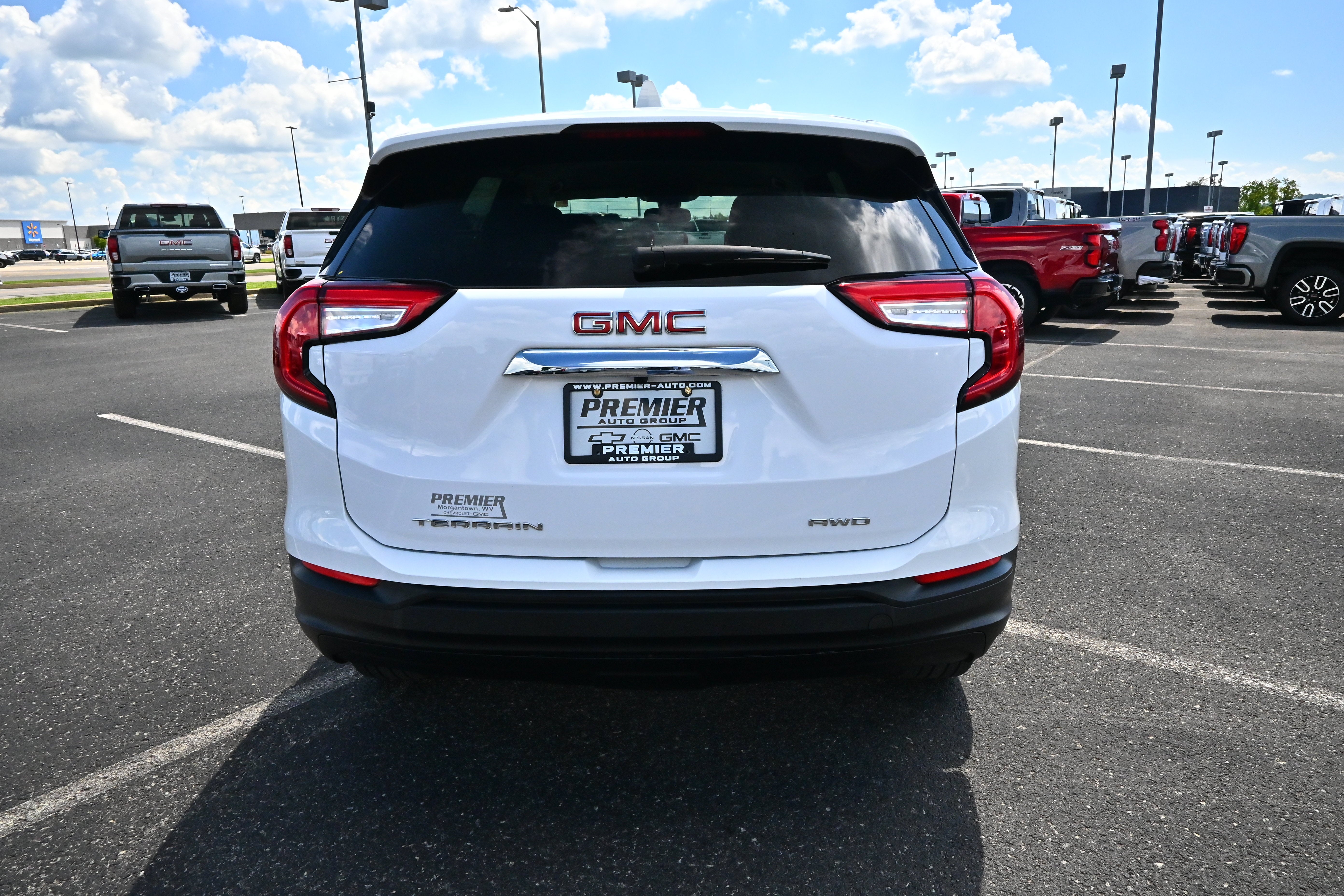 2024 GMC Terrain SLE