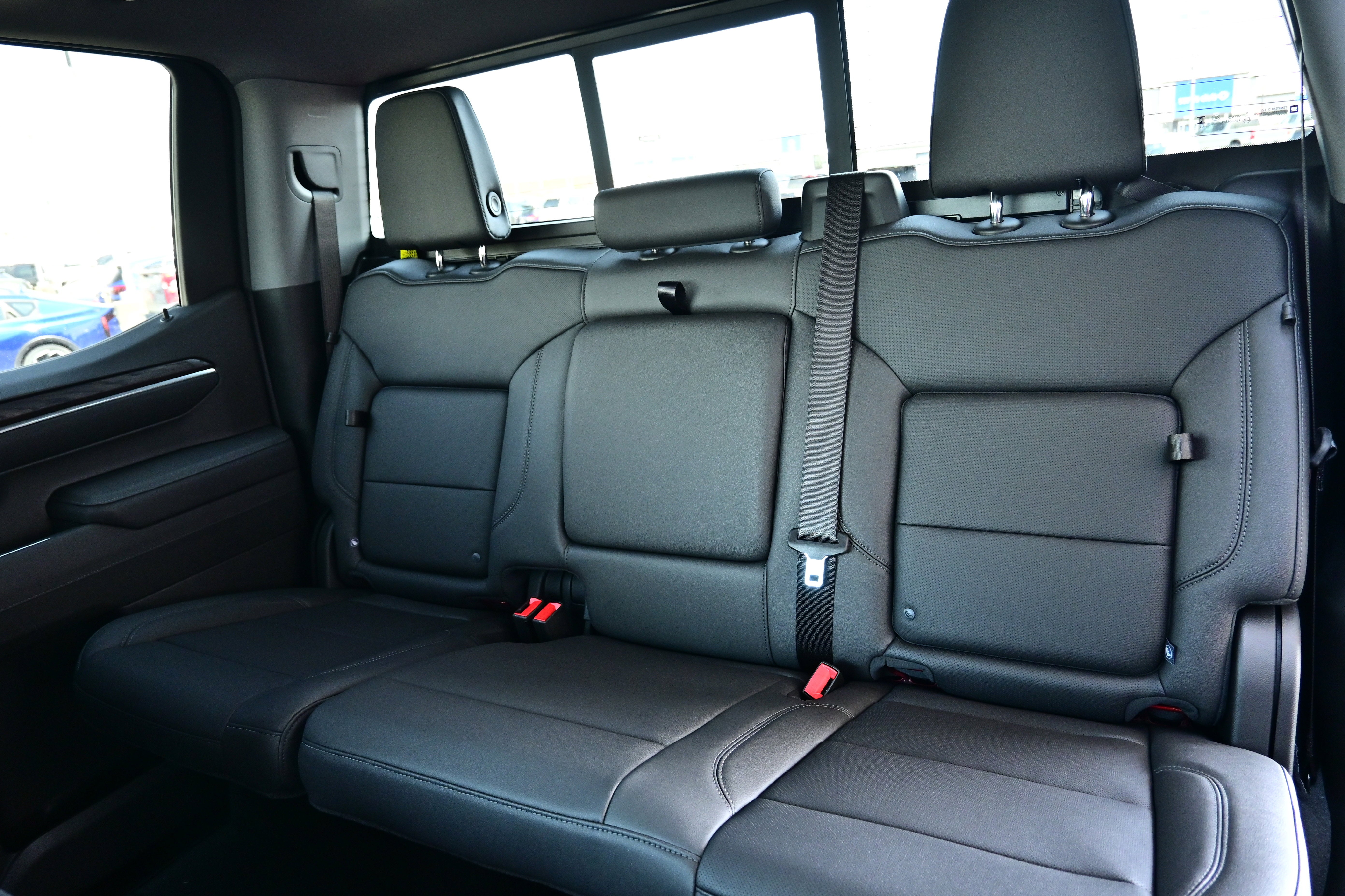 2026 GMC Sierra 1500 SLT - Photo 27