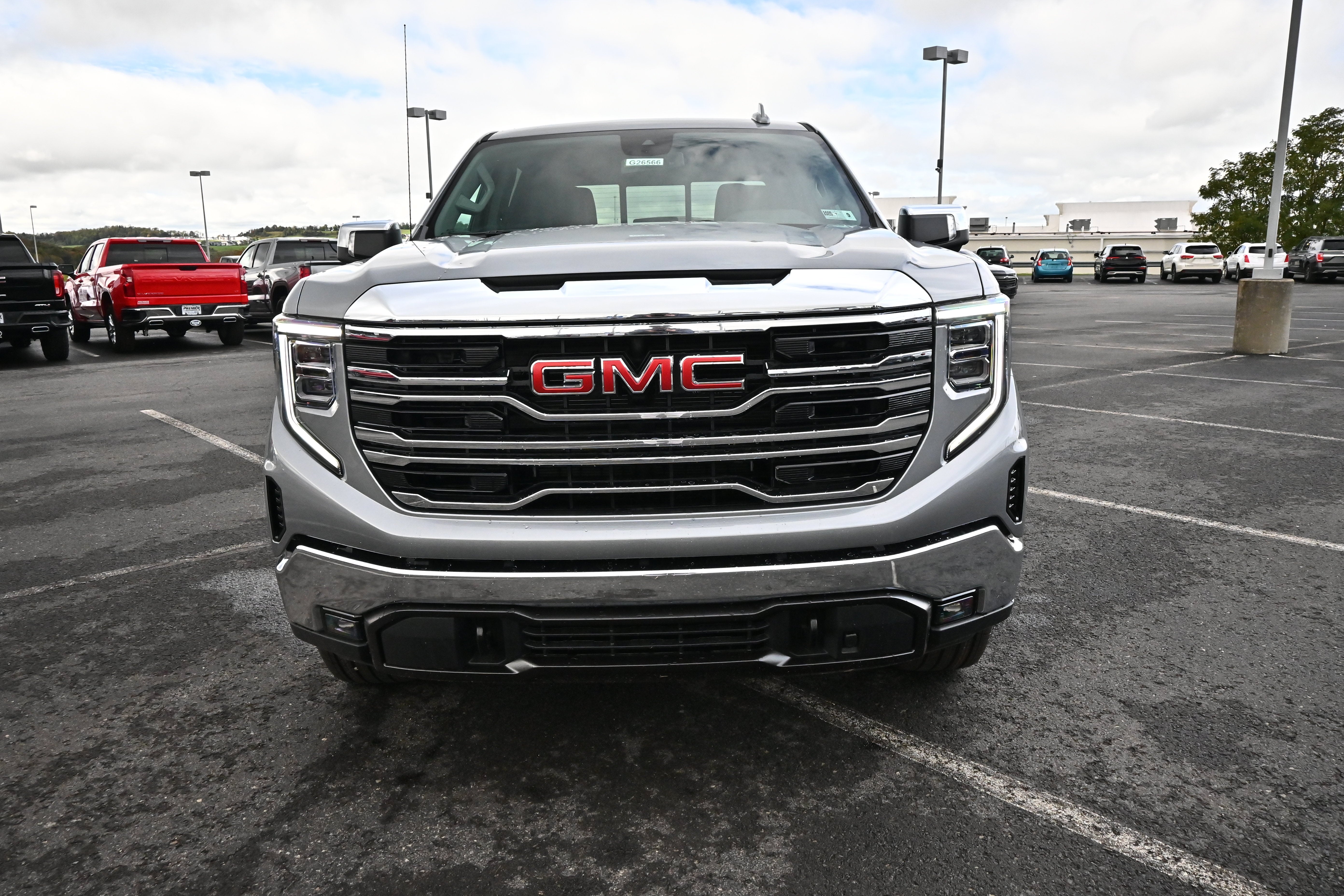 2026 GMC Sierra 1500 SLT
